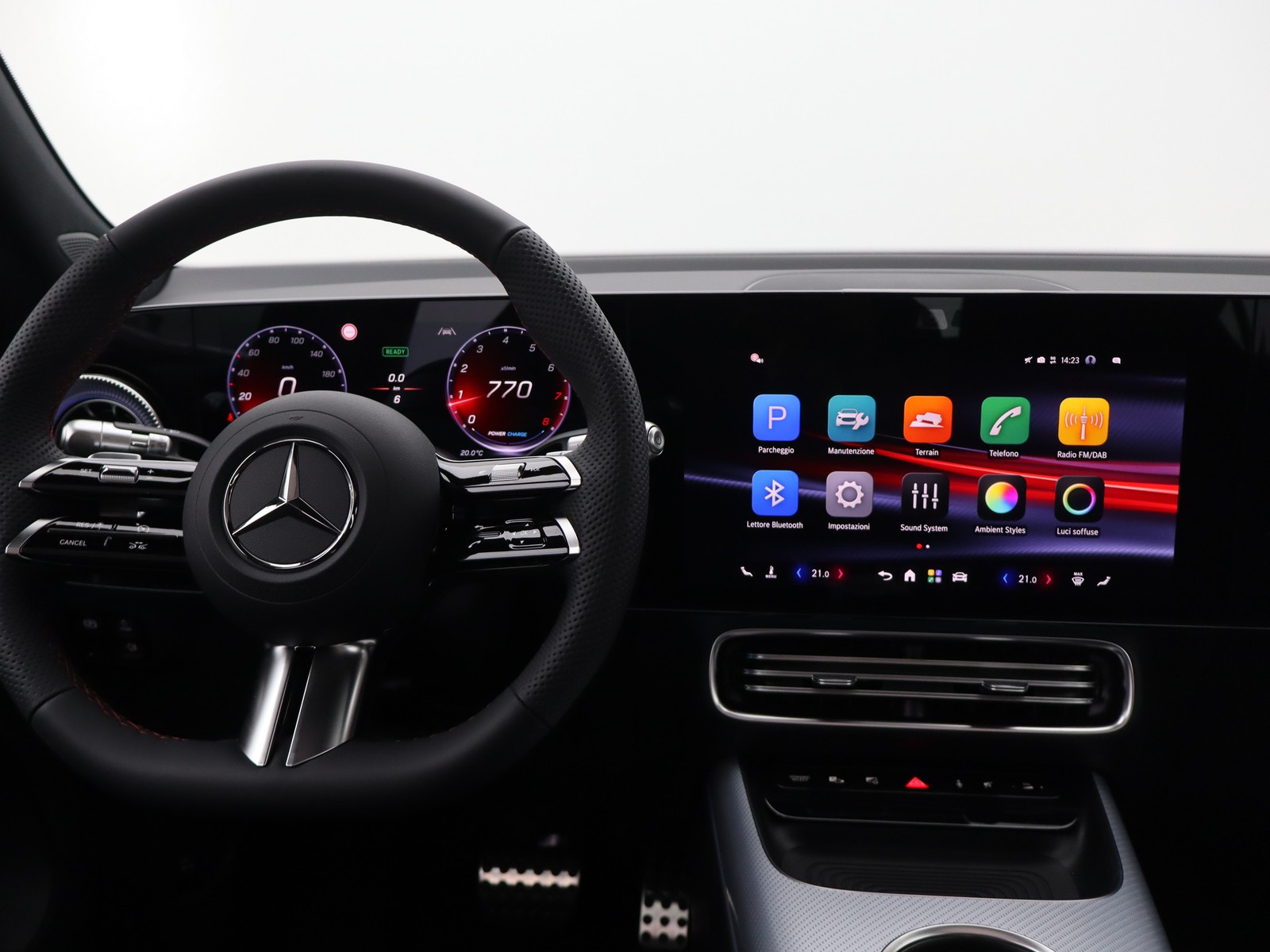 12 - Mercedes GLB 200 advanced plus 4matic 8g-edct
