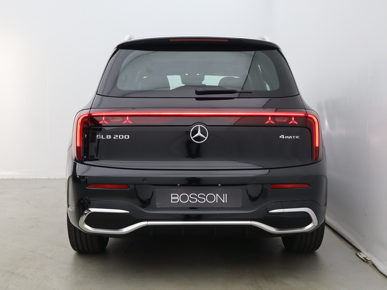 6 - Mercedes GLB 200 advanced plus 4matic 8g-edct