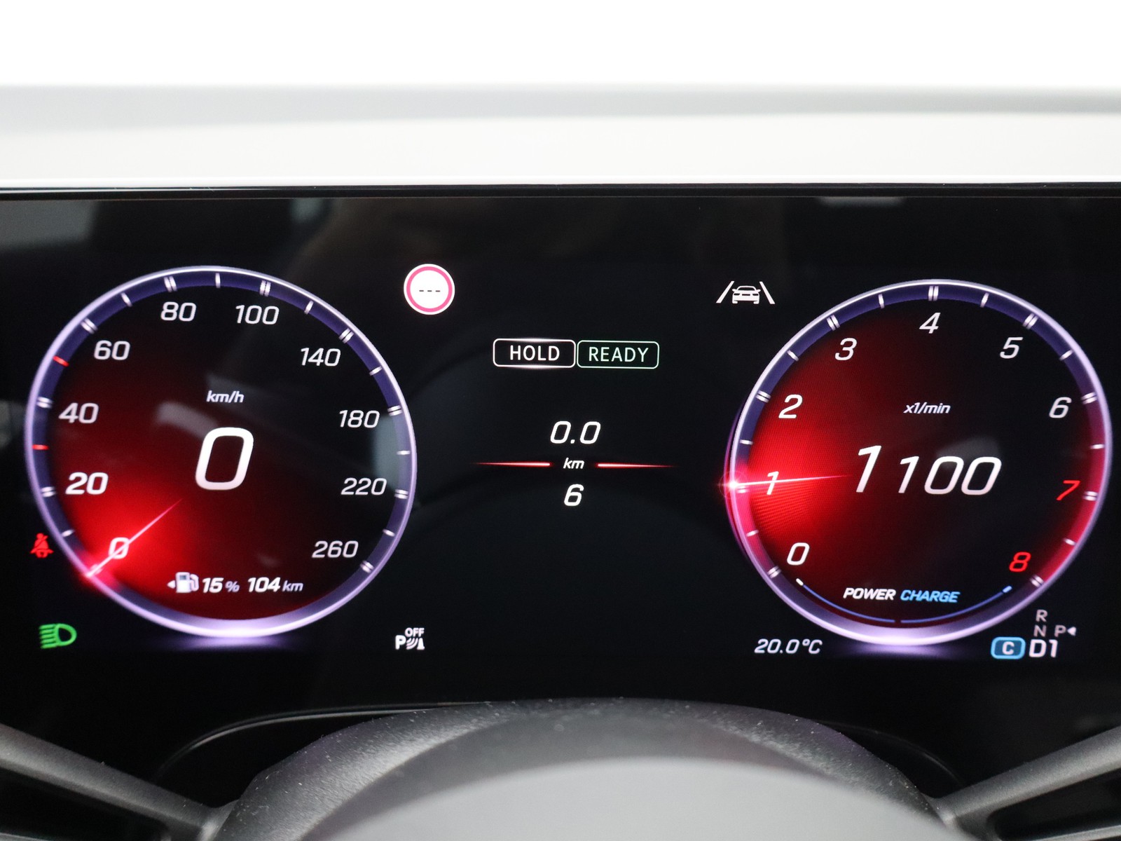 9 - Mercedes GLB 200 advanced plus 4matic 8g-edct