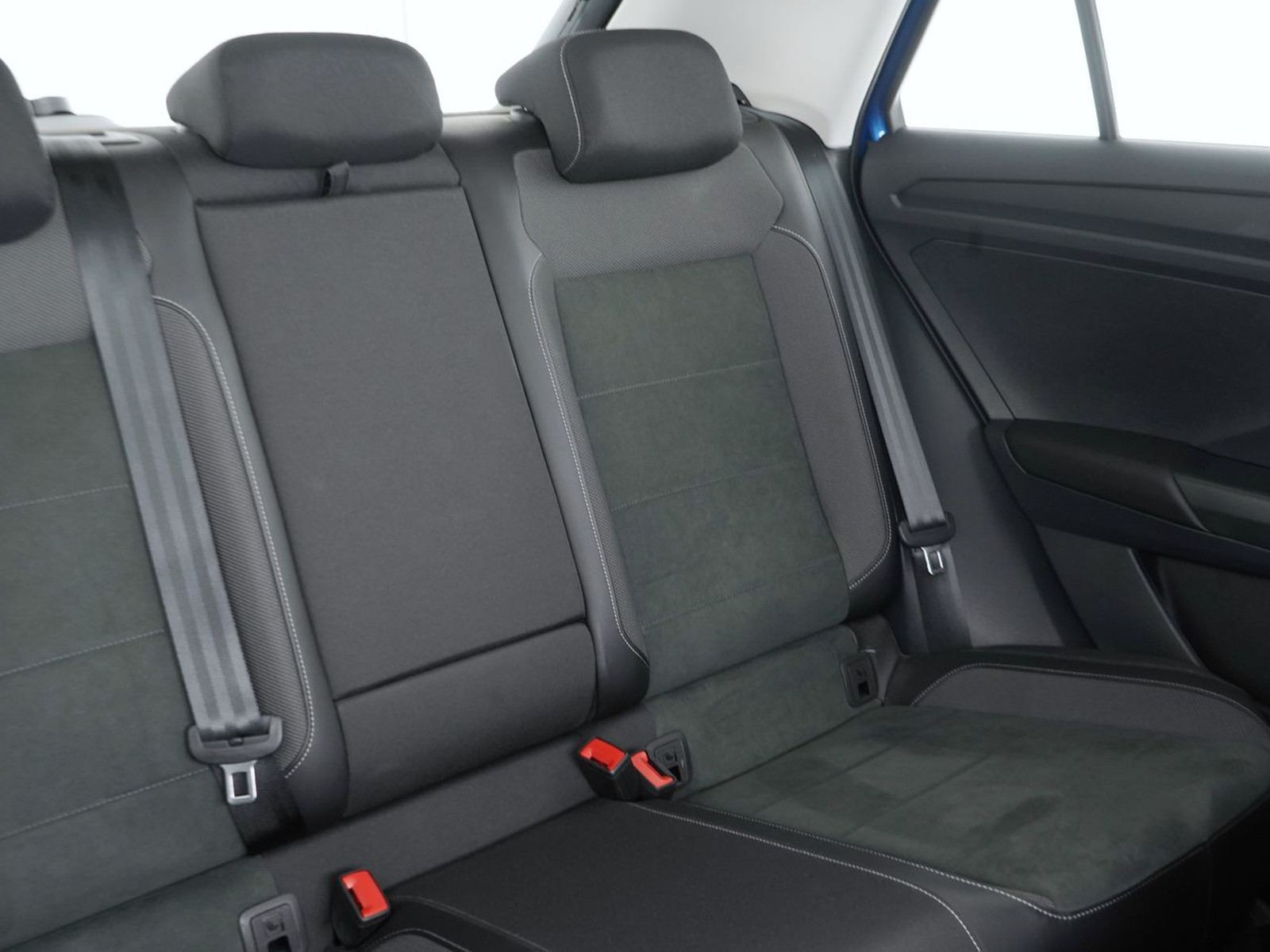 21 - Volkswagen T-Roc 1.5 tsi act style dsg