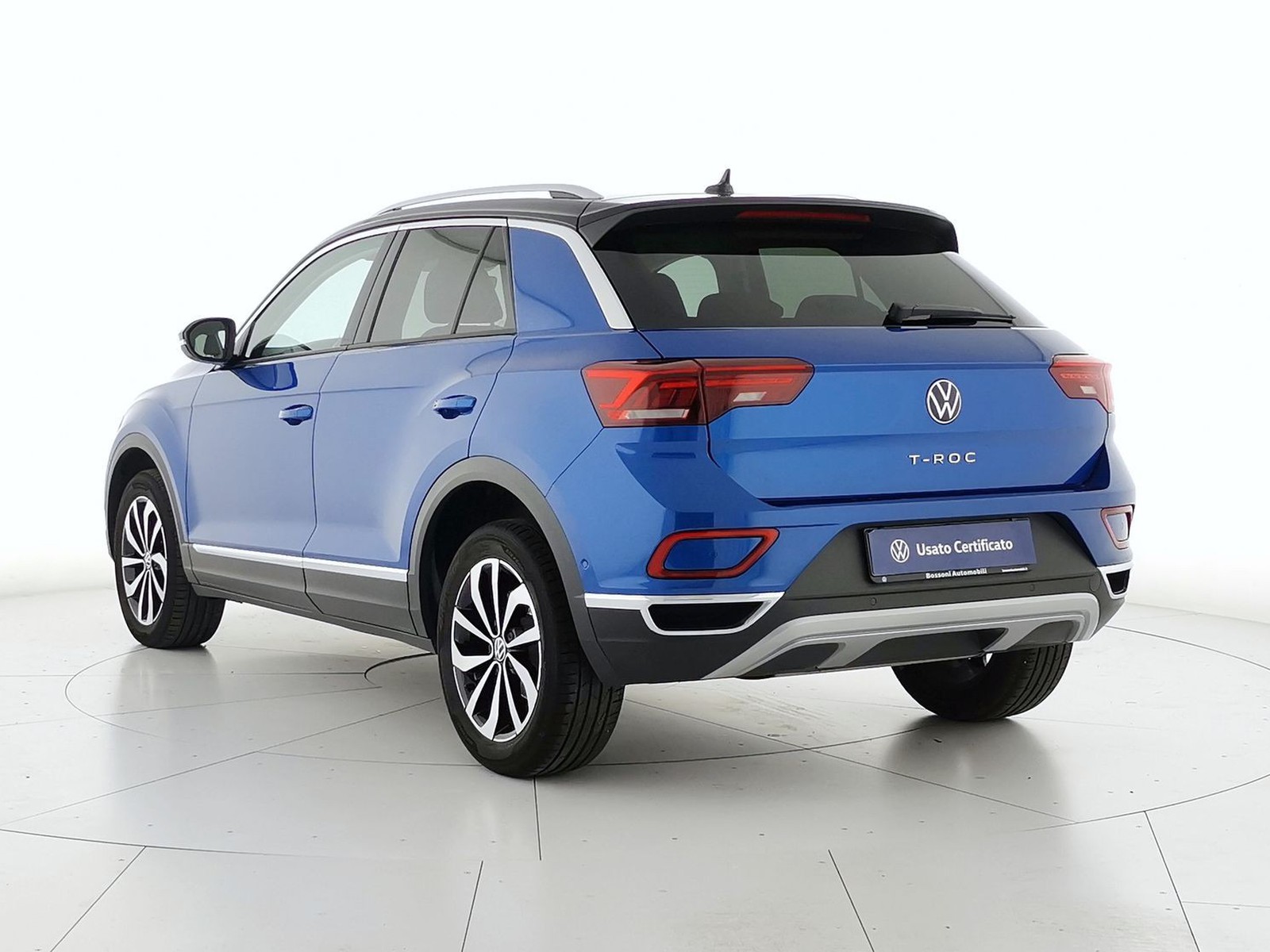 4 - Volkswagen T-Roc 1.5 tsi act style dsg