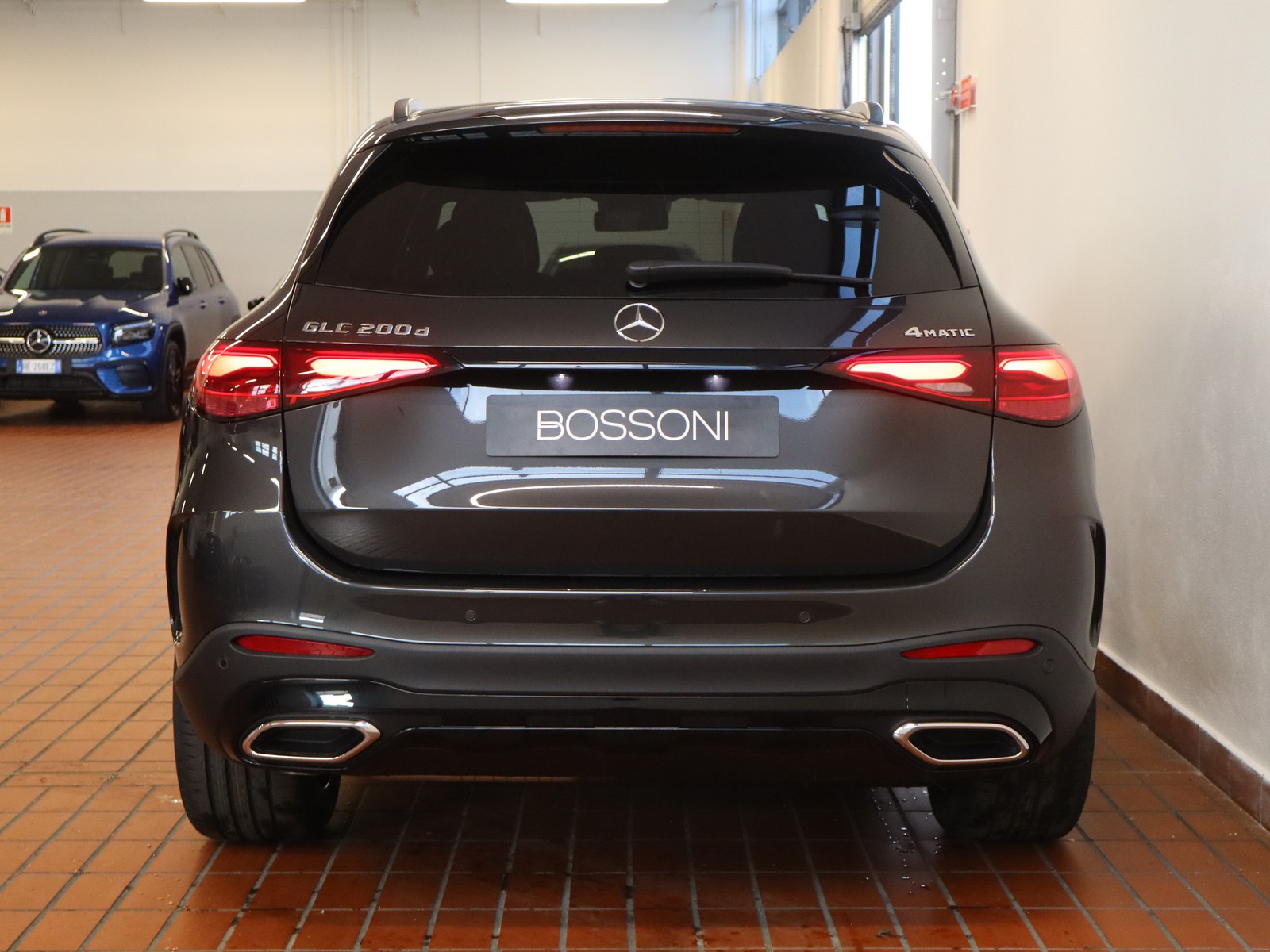 6 - Mercedes GLC suv 200 d amg line advanced 4matic 9g-tronic