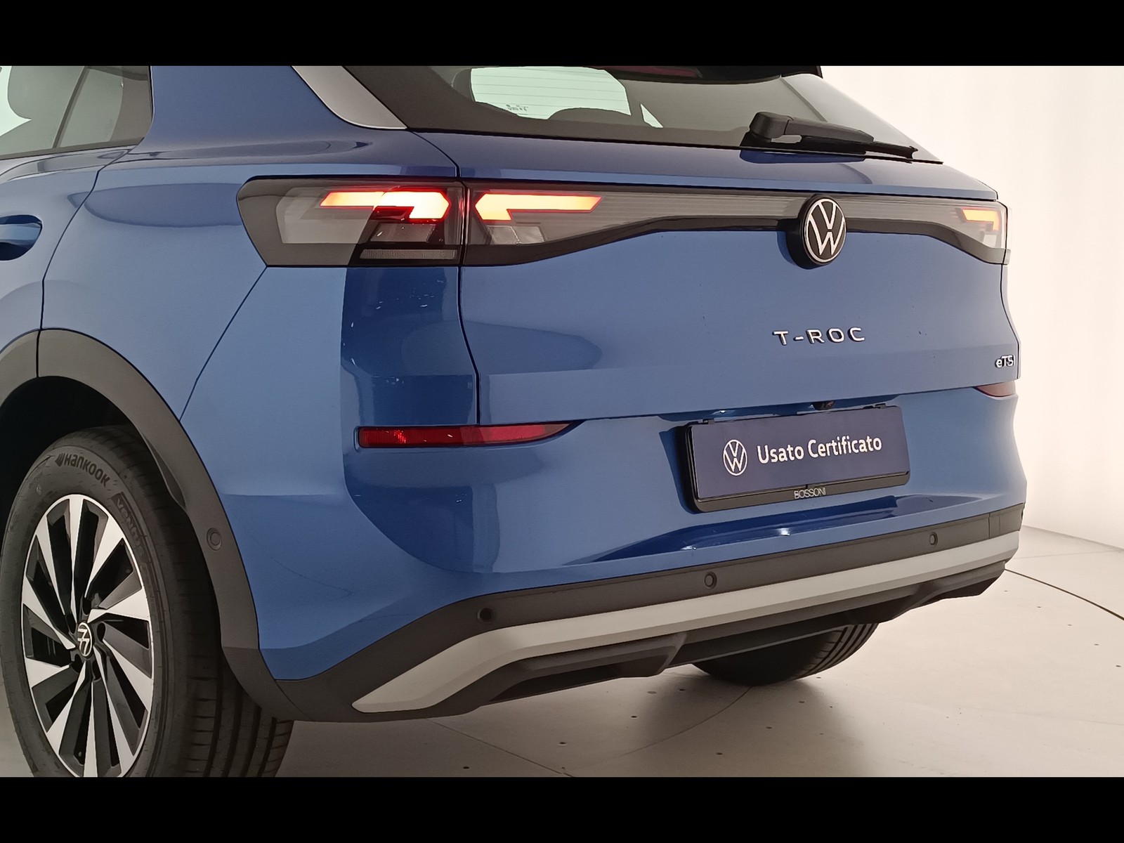 14 - Volkswagen T-Roc 1.5 etsi act 115cv life dsg