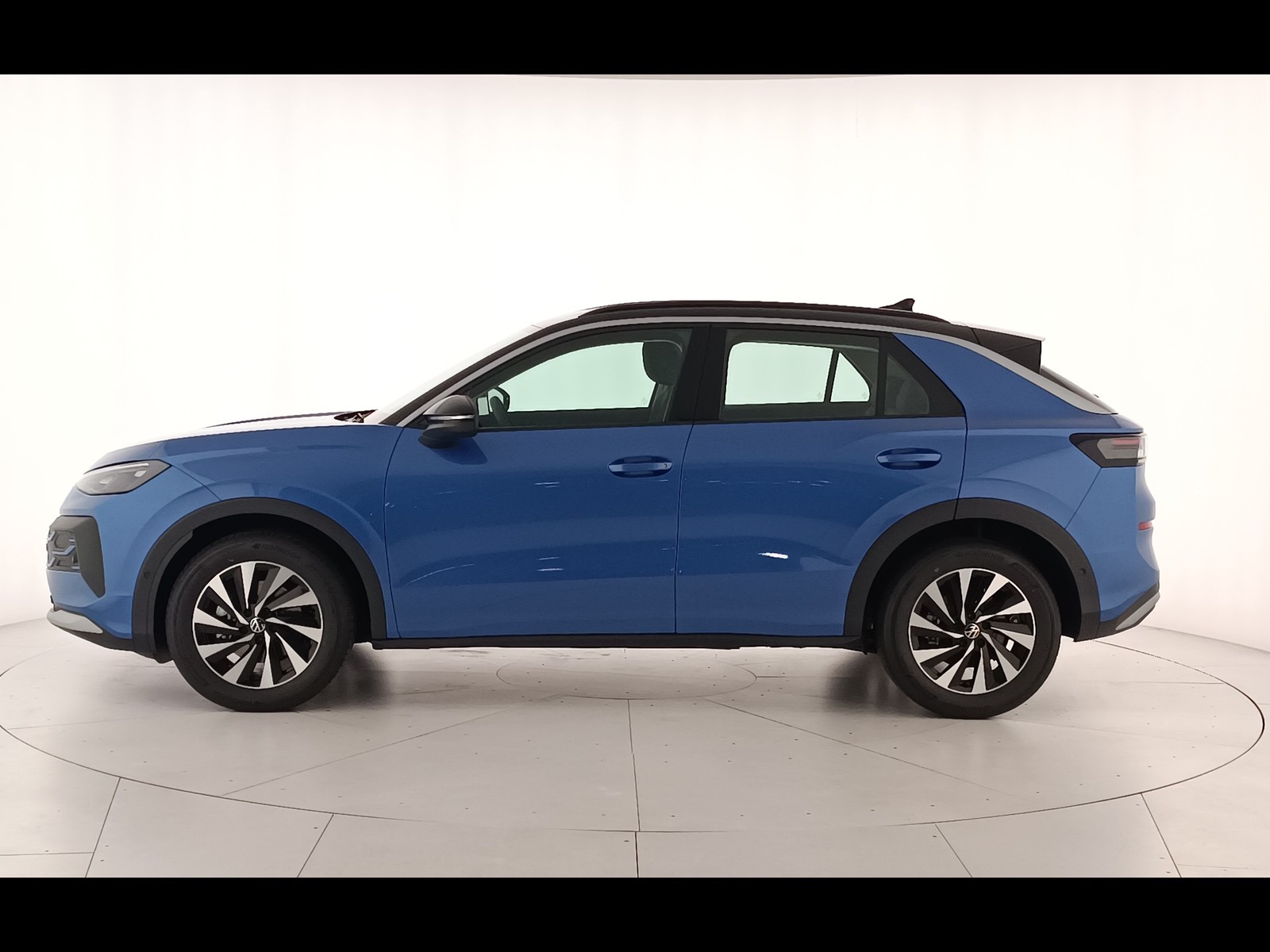 15 - Volkswagen T-Roc 1.5 etsi act 115cv life dsg