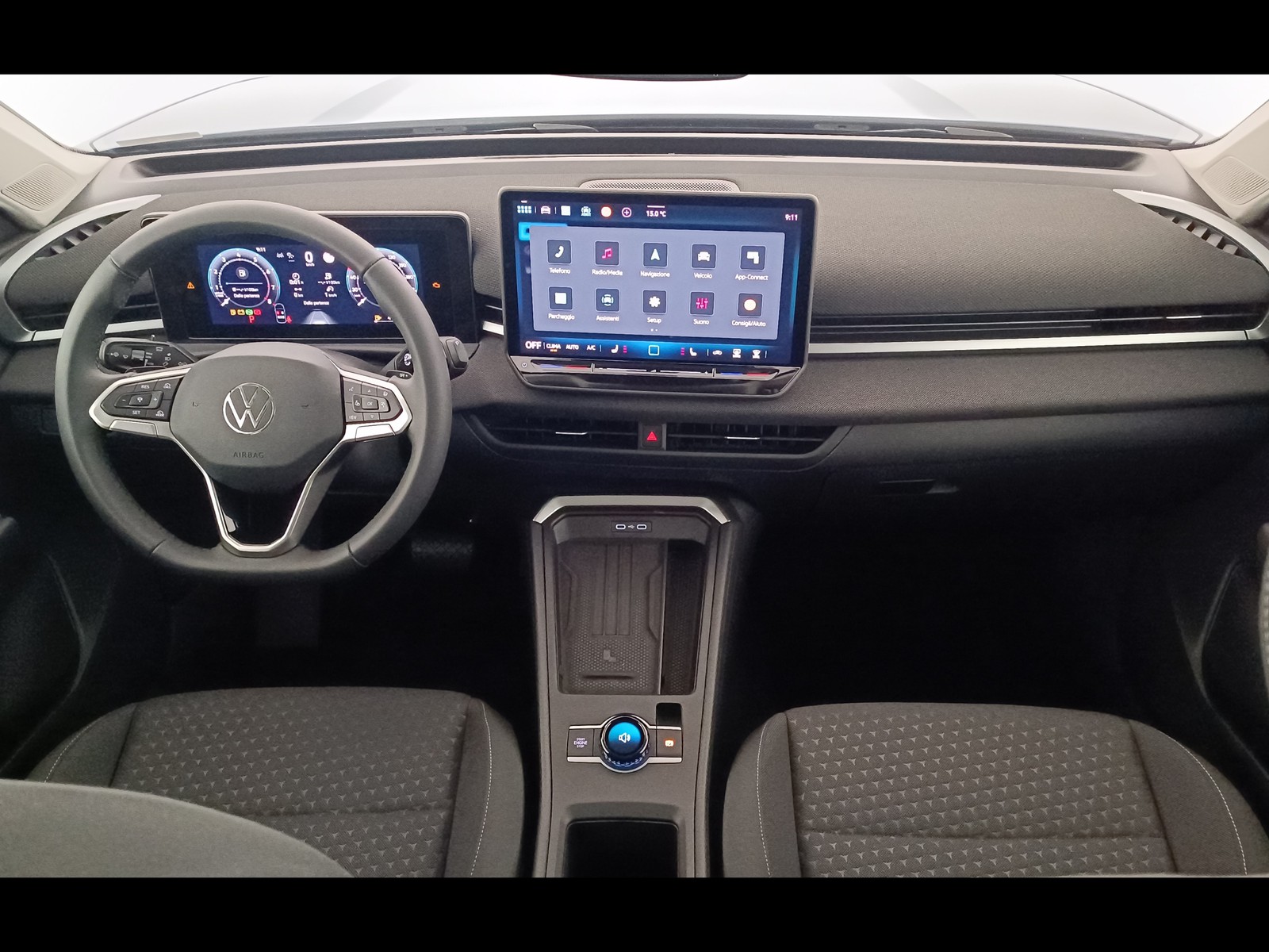 3 - Volkswagen T-Roc 1.5 etsi act 115cv life dsg