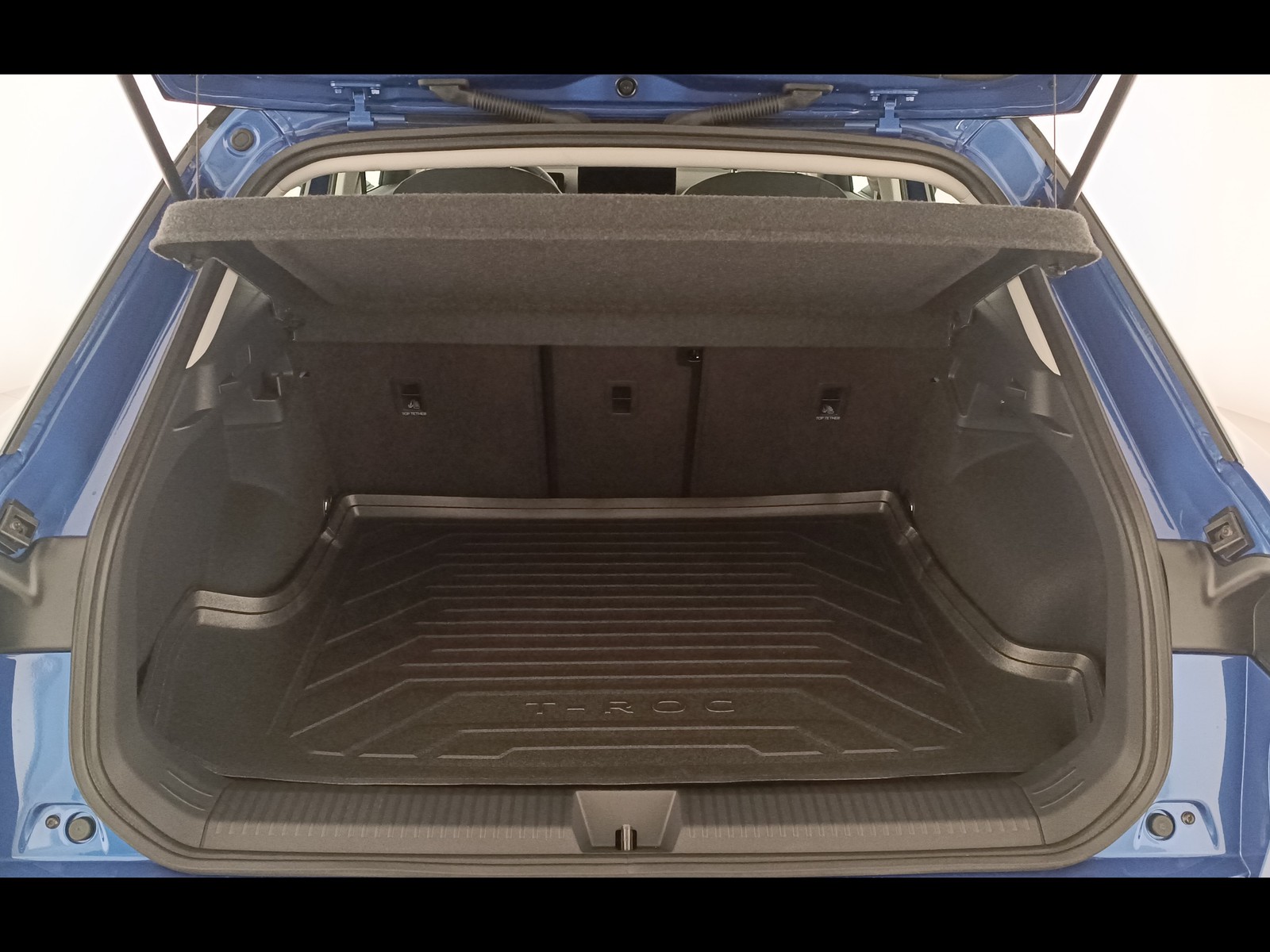 26 - Volkswagen T-Roc 1.5 etsi act 115cv life dsg