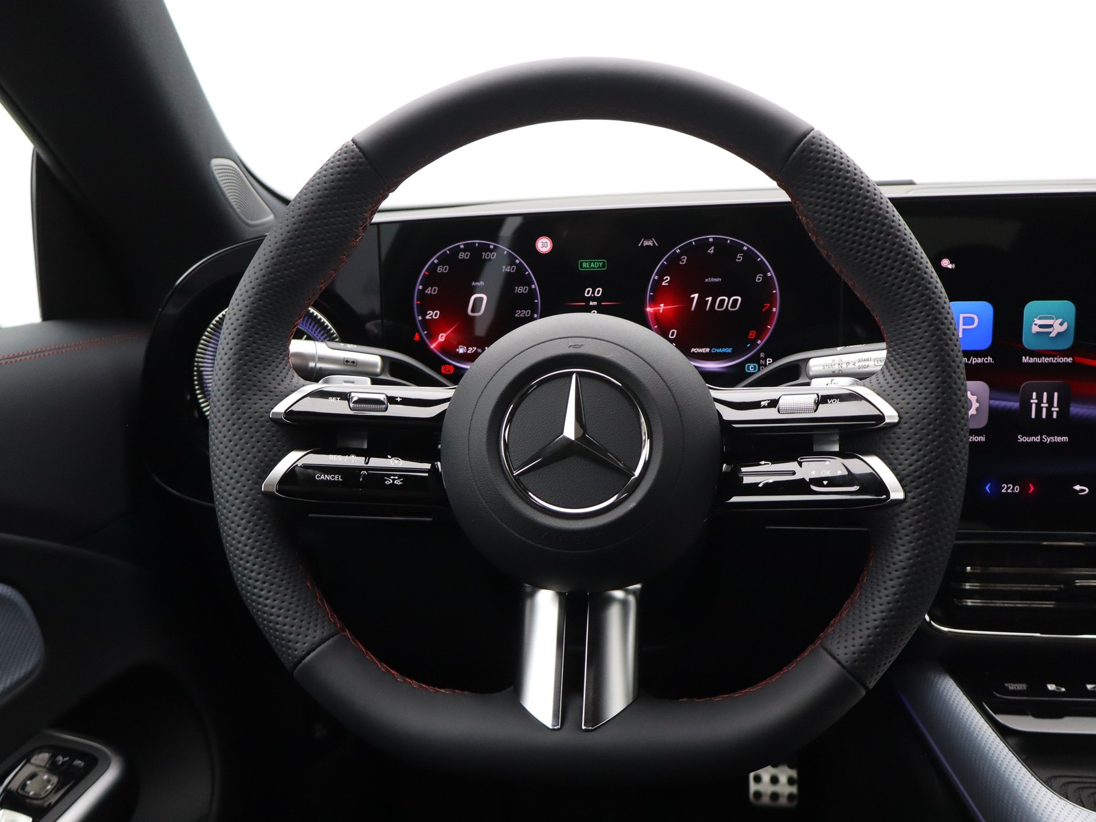 16 - Mercedes CLA 200 amg line premium auto