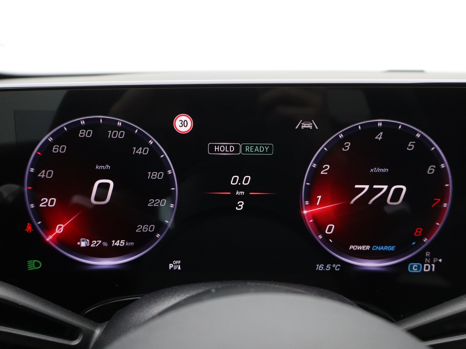 9 - Mercedes CLA 200 amg line premium auto