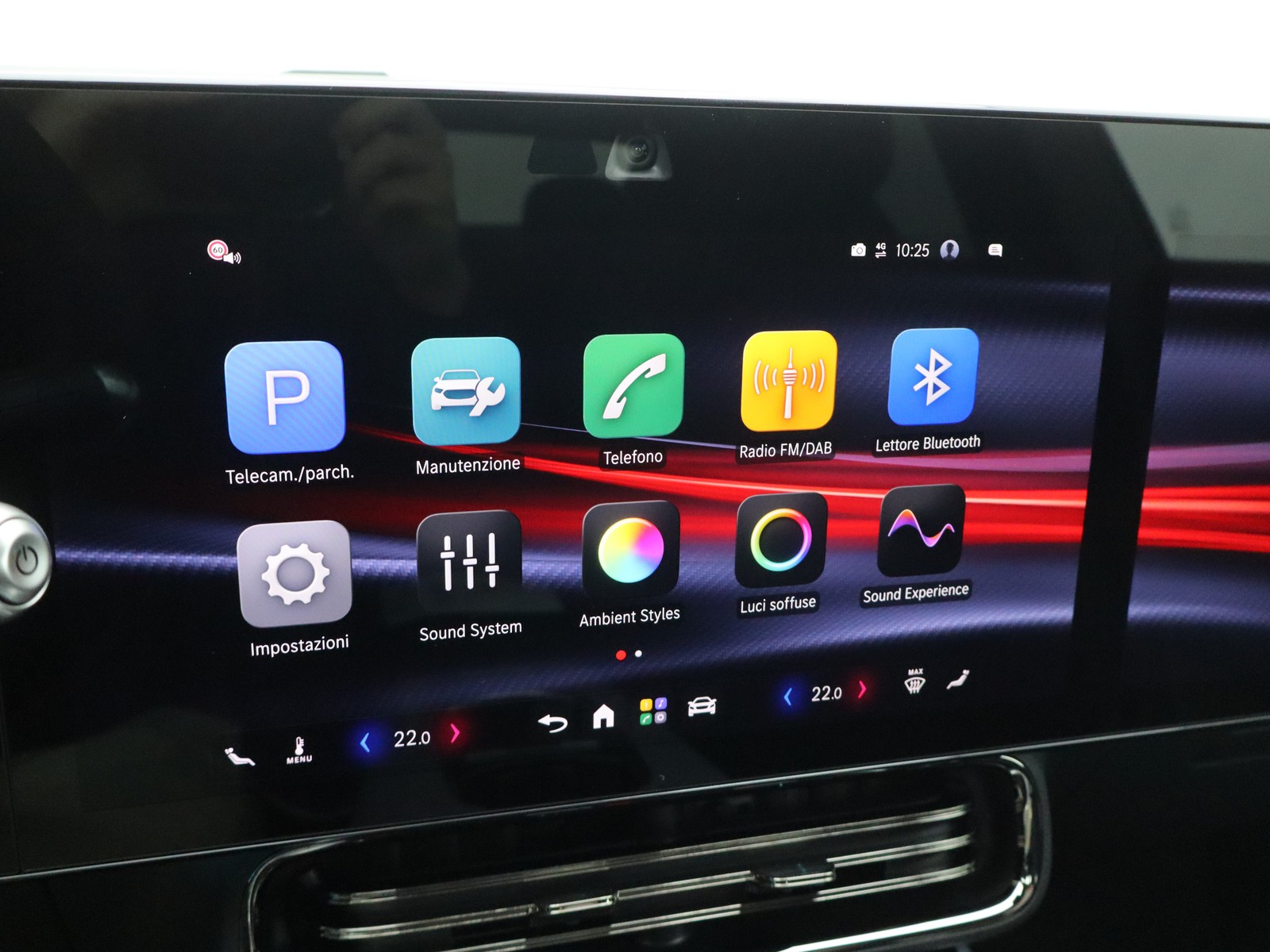 10 - Mercedes CLA 200 amg line premium auto