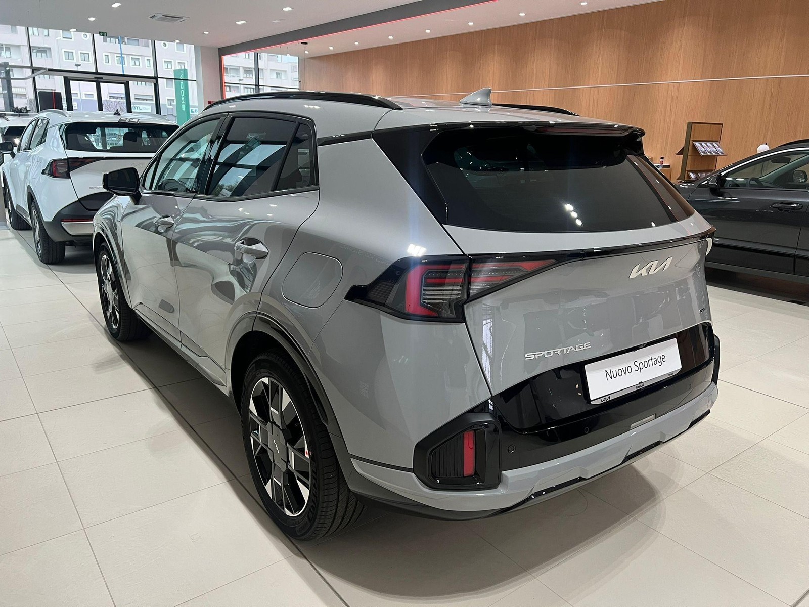 5 - Kia Sportage 1.6 t-gdi hev gt-line 2wd at6