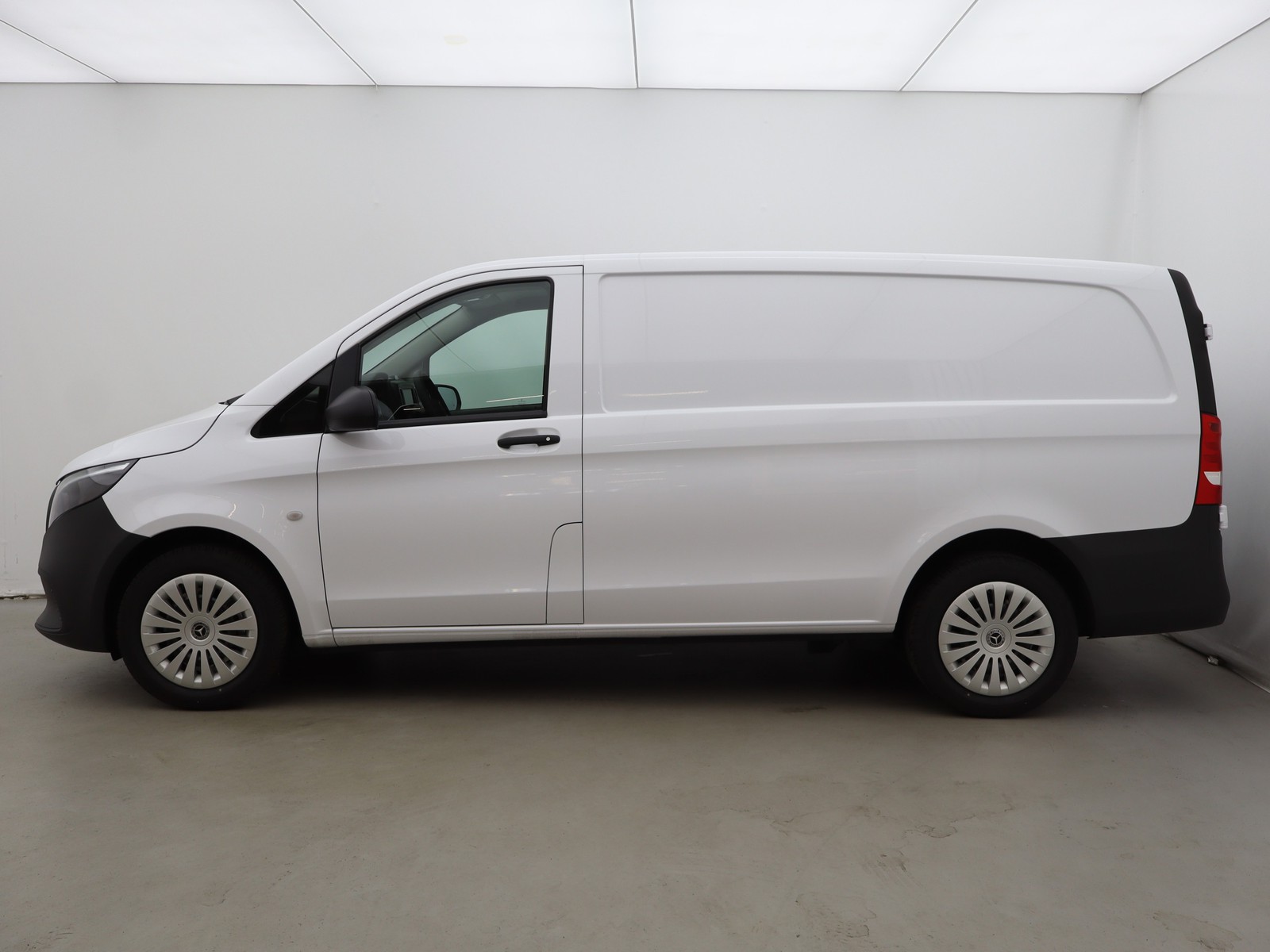 3 - Mercedes Vans Vito furgone 114 cdi long pro 9g-tronic