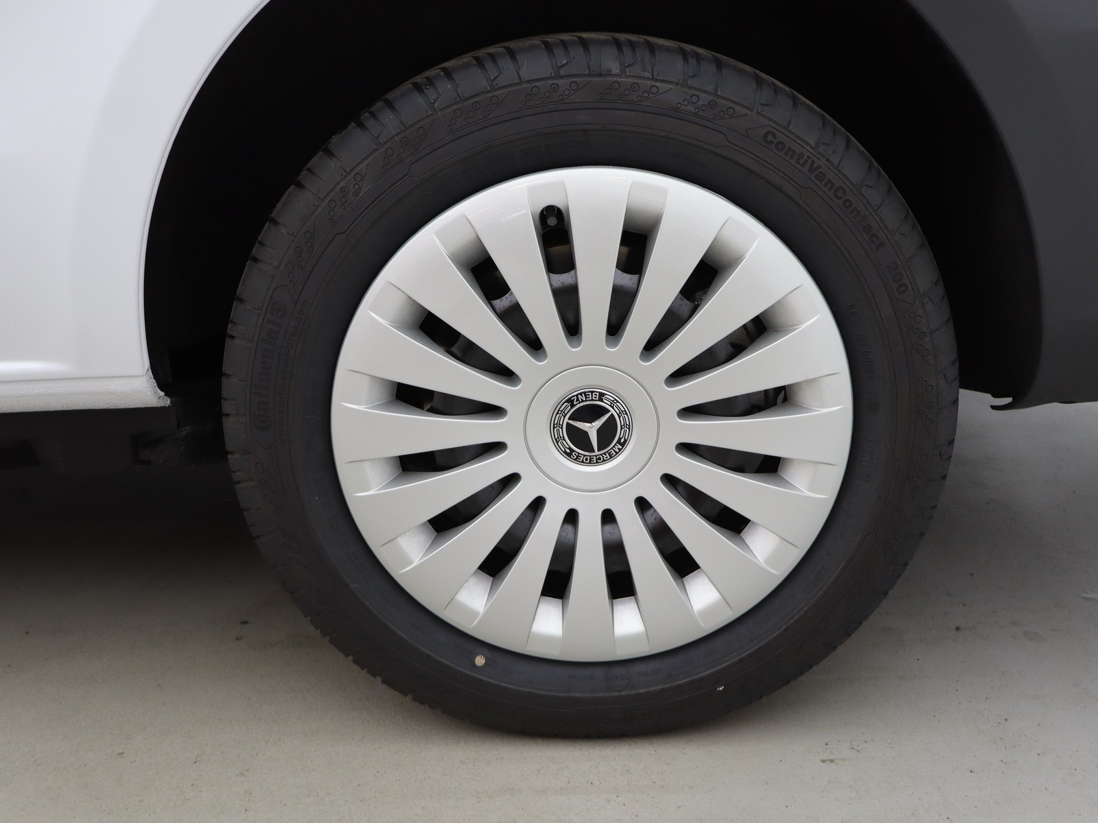 4 - Mercedes Vans Vito furgone 114 cdi long pro 9g-tronic