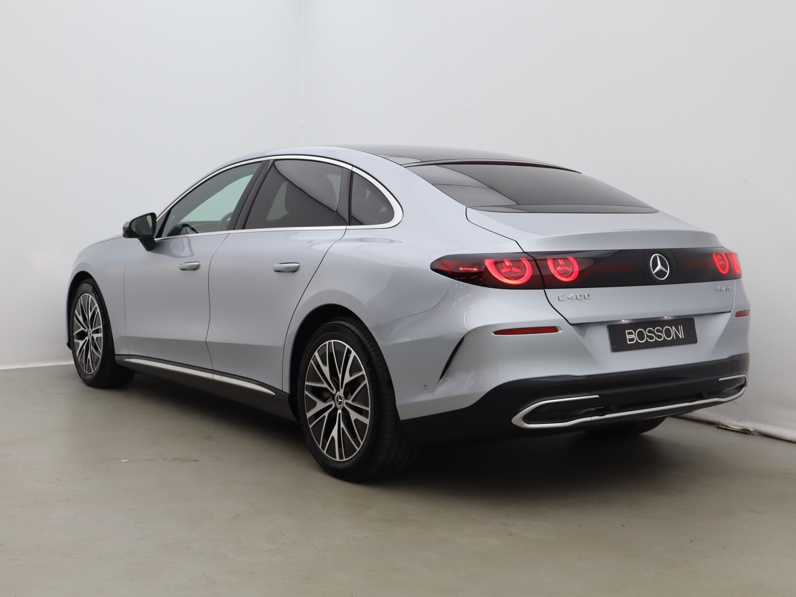 5 - Mercedes Classe C 400 elettrica advanced plus 4matic