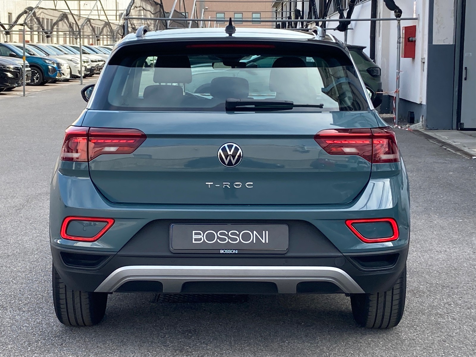4 - Volkswagen T-Roc 2.0 tdi scr 150cv life dsg