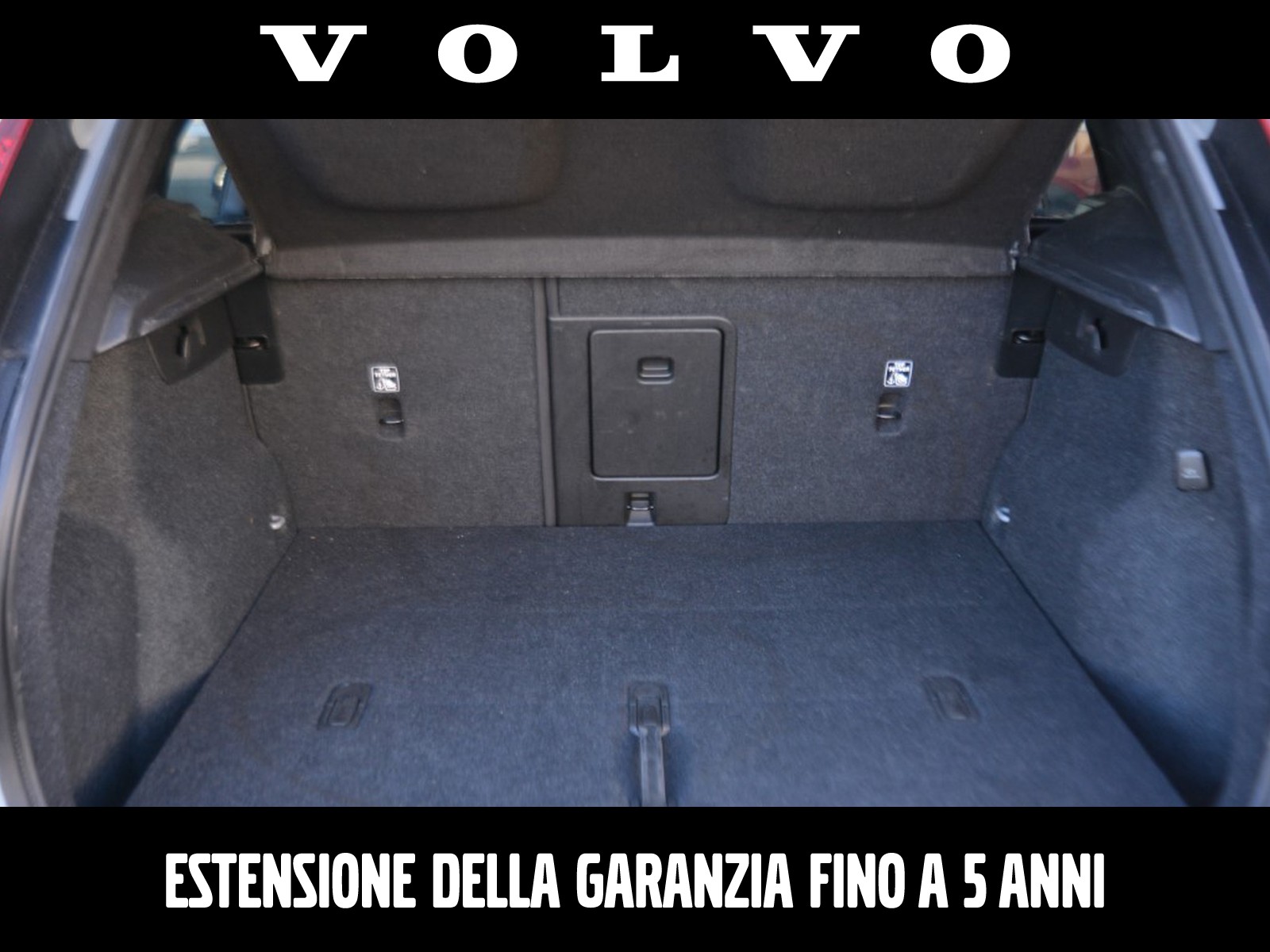 14 - Volvo XC40 2.0 b3 core automatico