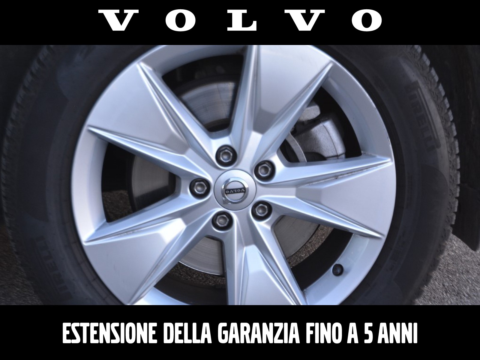 15 - Volvo XC40 2.0 b3 core automatico