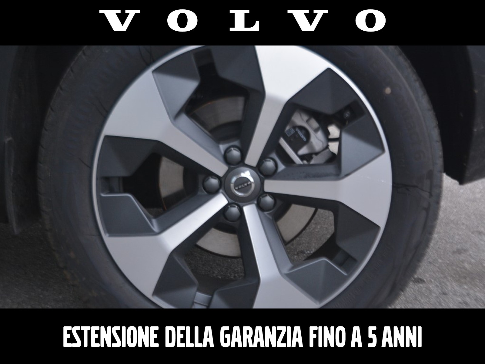 15 - Volvo XC40 2.0 b3 core automatico