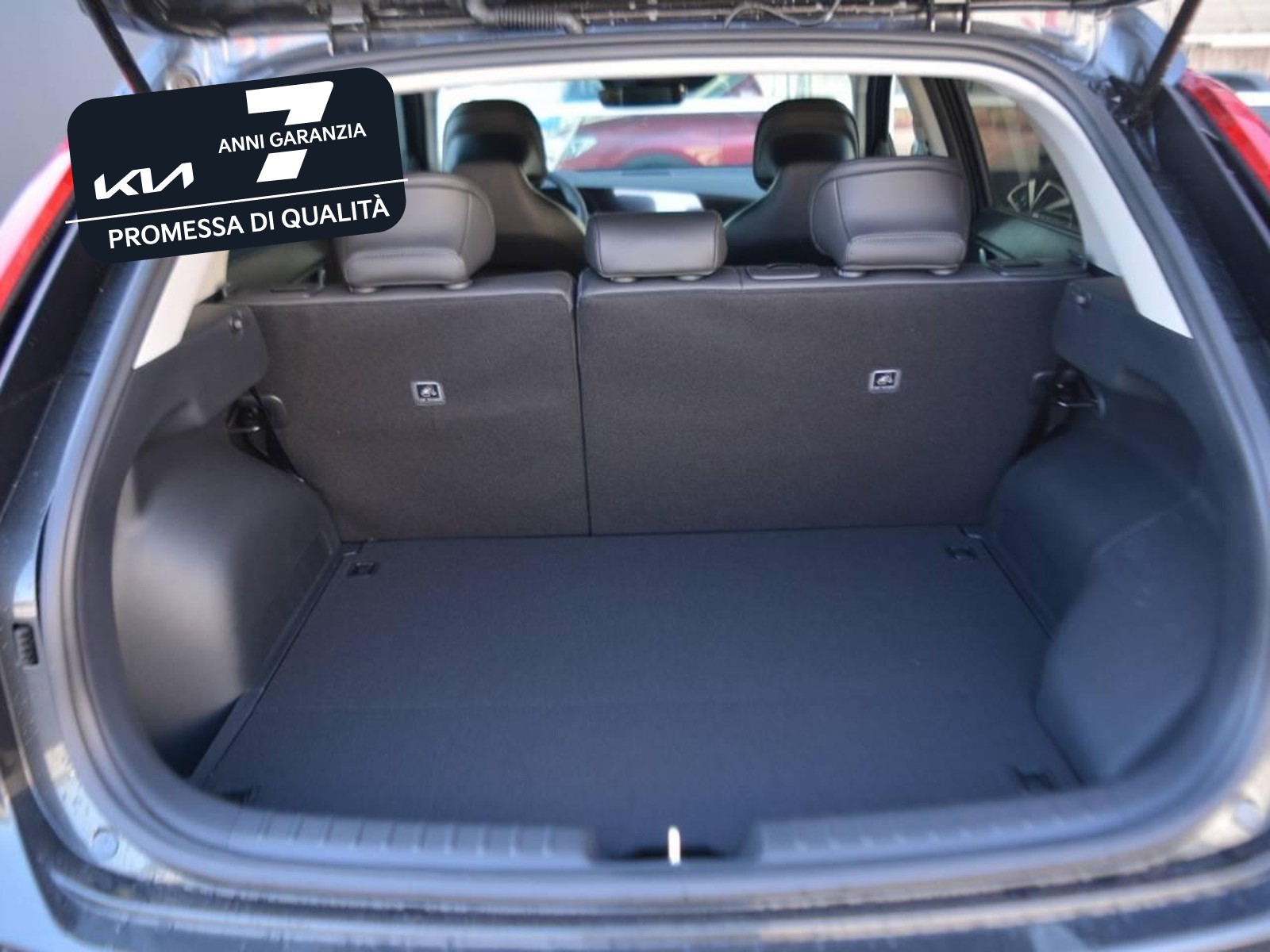 17 - Kia Niro 1.6 gdi plug-in hybrid 171cv style dct6