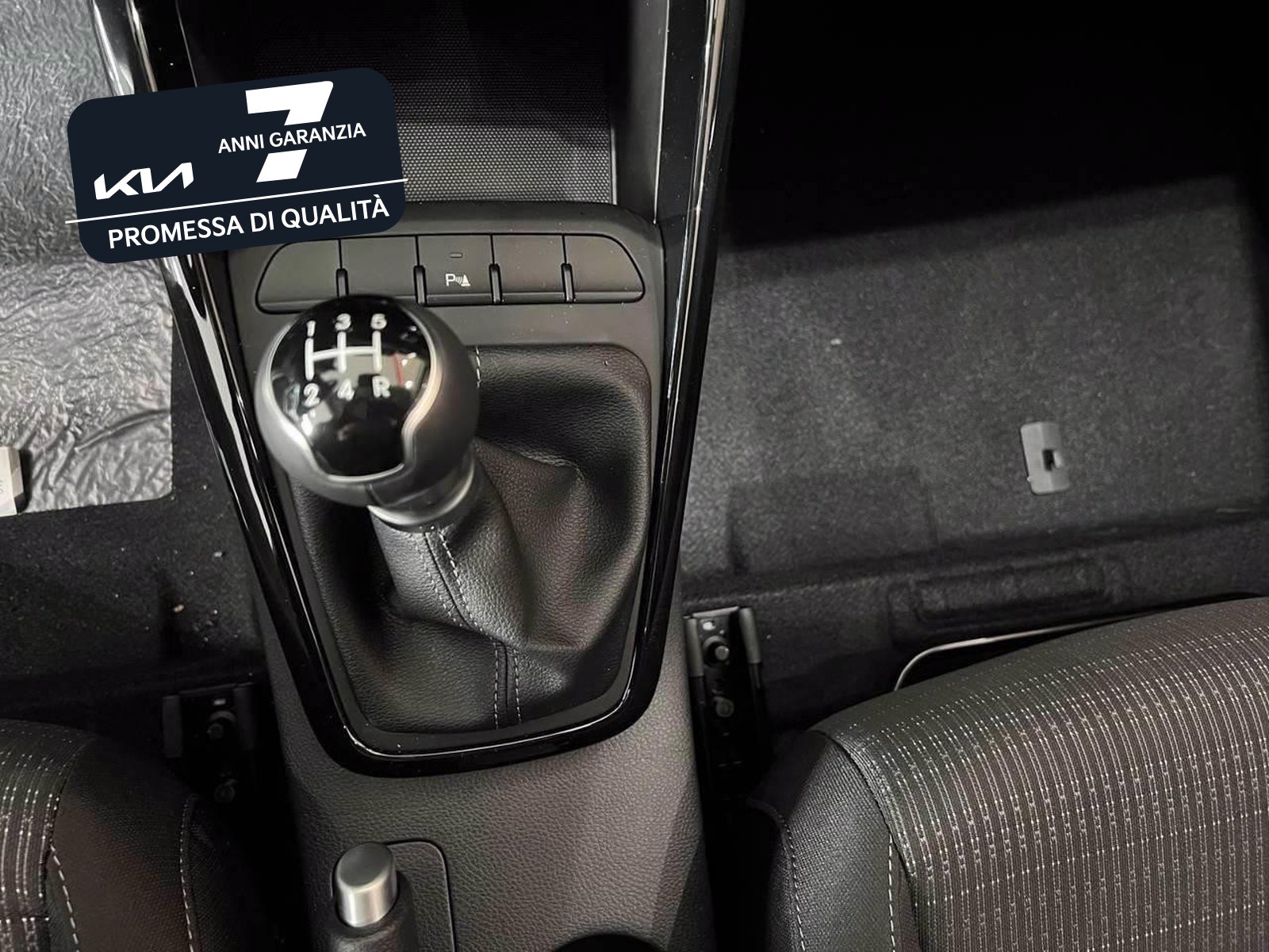 12 - Kia Stonic 1.2 mpi gpl 78cv style special edition