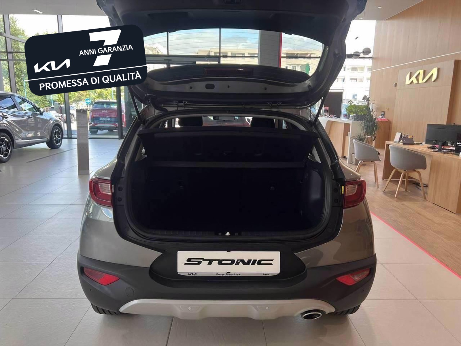 14 - Kia Stonic 1.2 mpi gpl 78cv style special edition