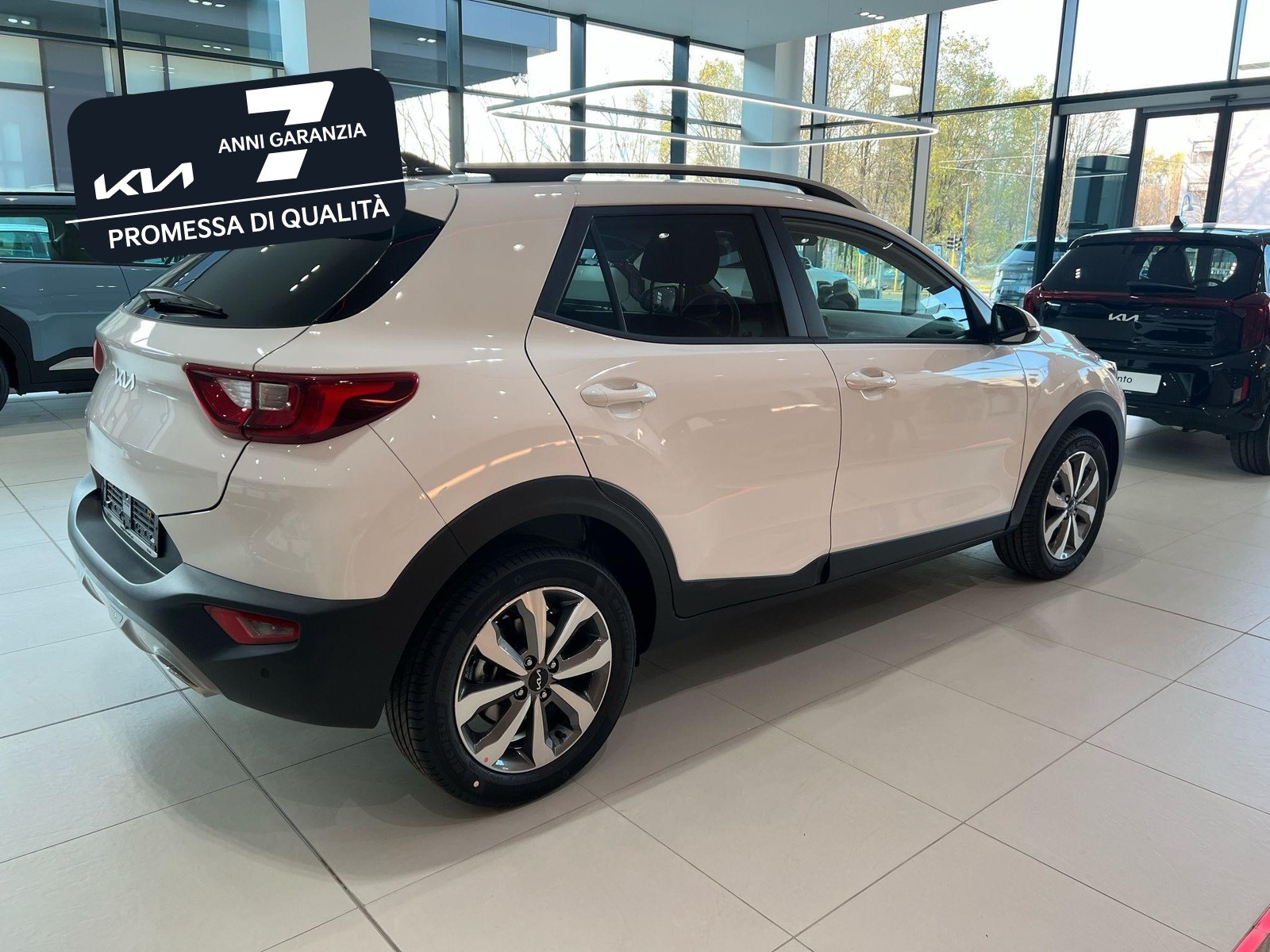 6 - Kia Stonic 1.2 mpi gpl 78cv style special edition