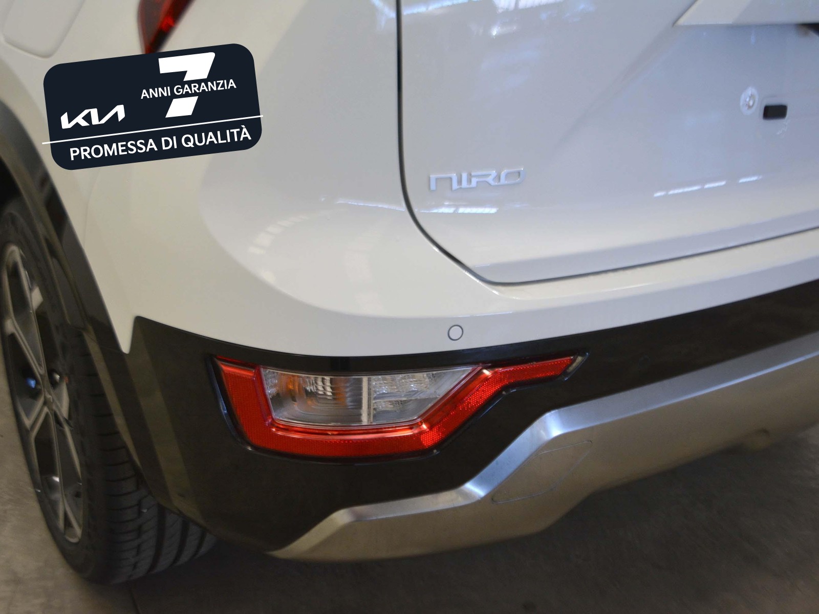 23 - Kia Niro 1.6 gdi hybrid 129cv style dct6