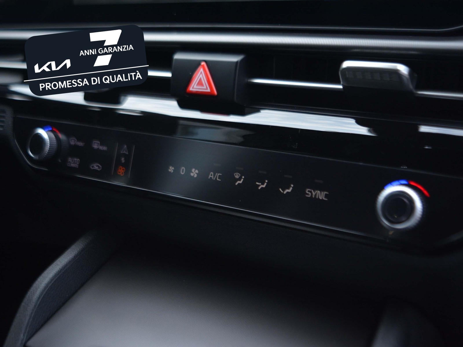 11 - Kia Sportage 1.6 crdi mhev gt-line sunroof pack dct7