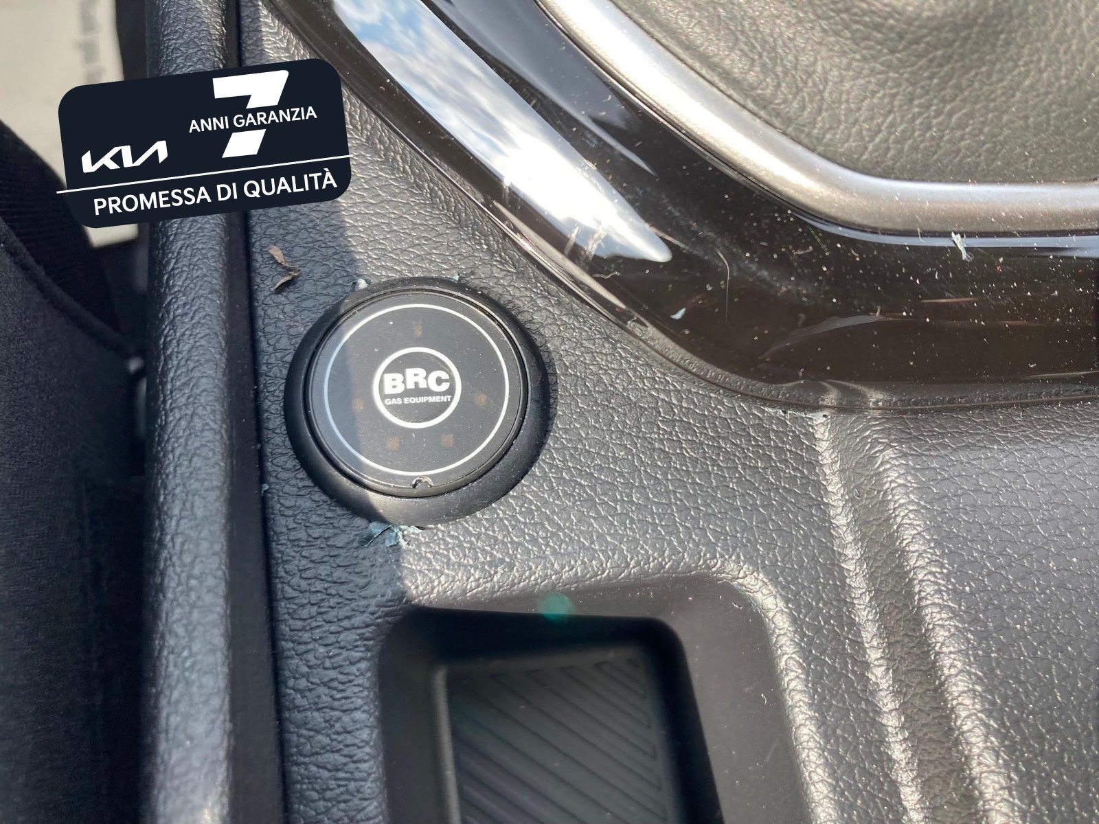 16 - Kia Sportage 1.6 t-gdi gpl 147cv business 2wd