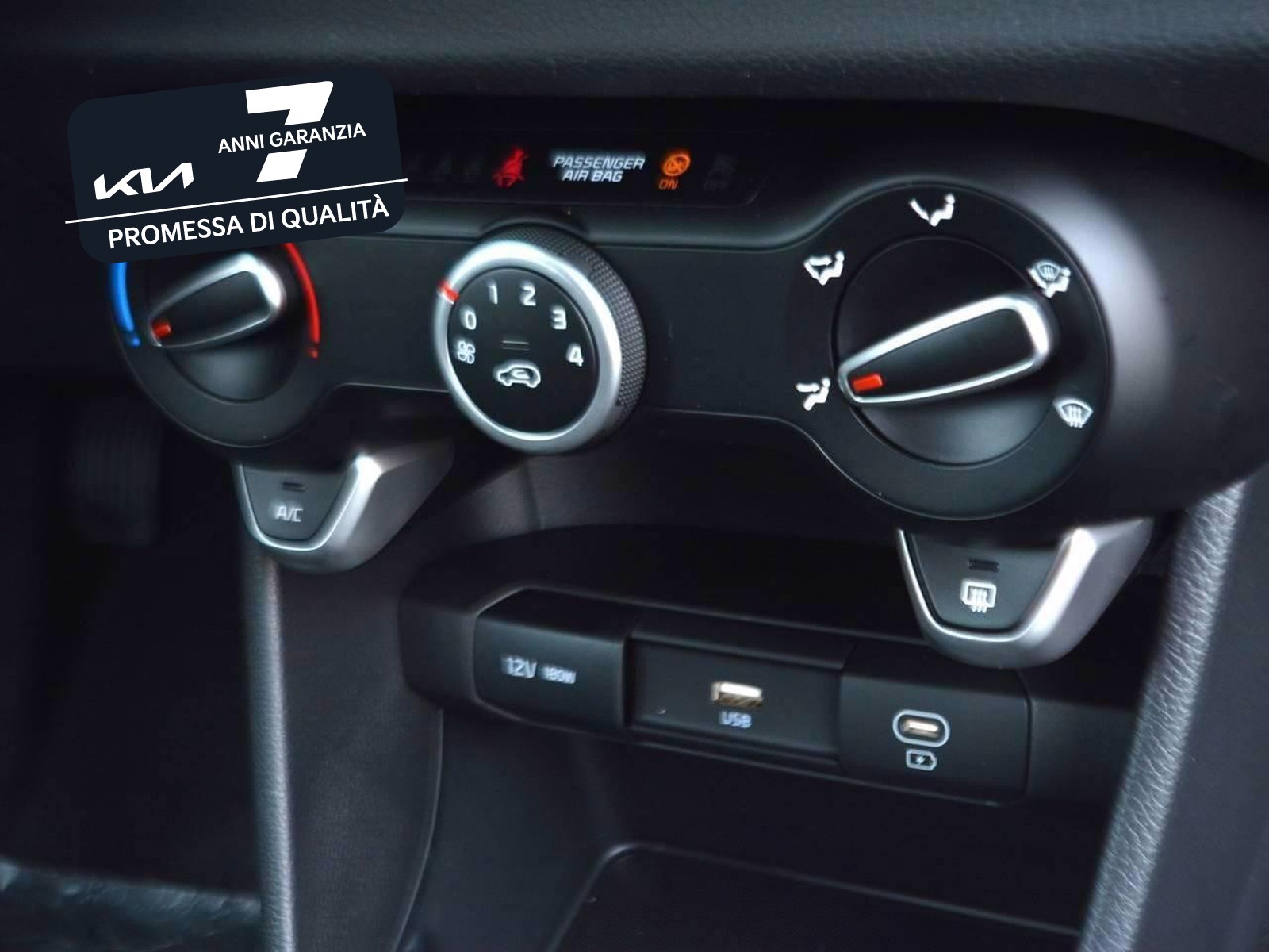 10 - Kia Picanto 1.0 mpi urban