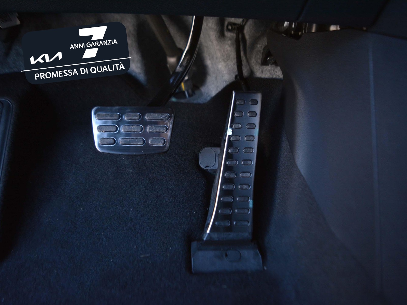 18 - Kia Sportage 1.6 t-gdi hev gt-line 2wd at6