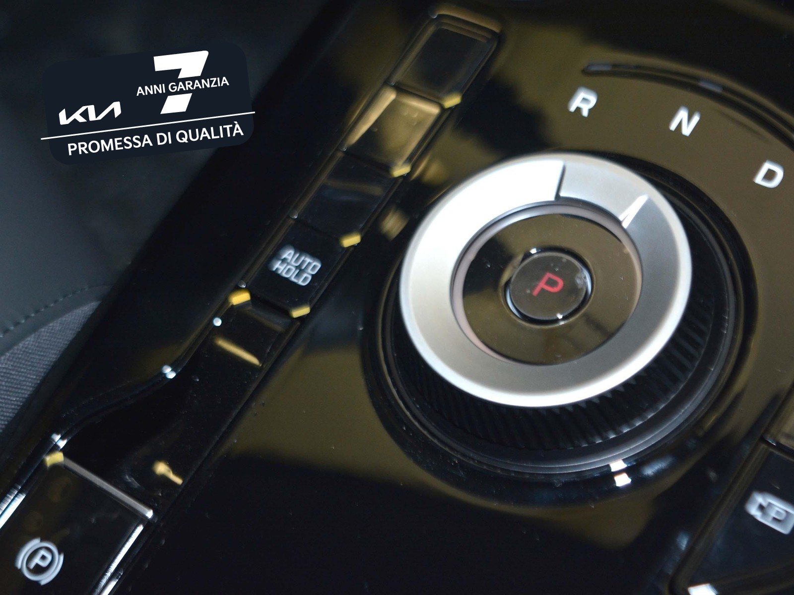 17 - Kia Niro 1.6 gdi hybrid 129cv style dct6