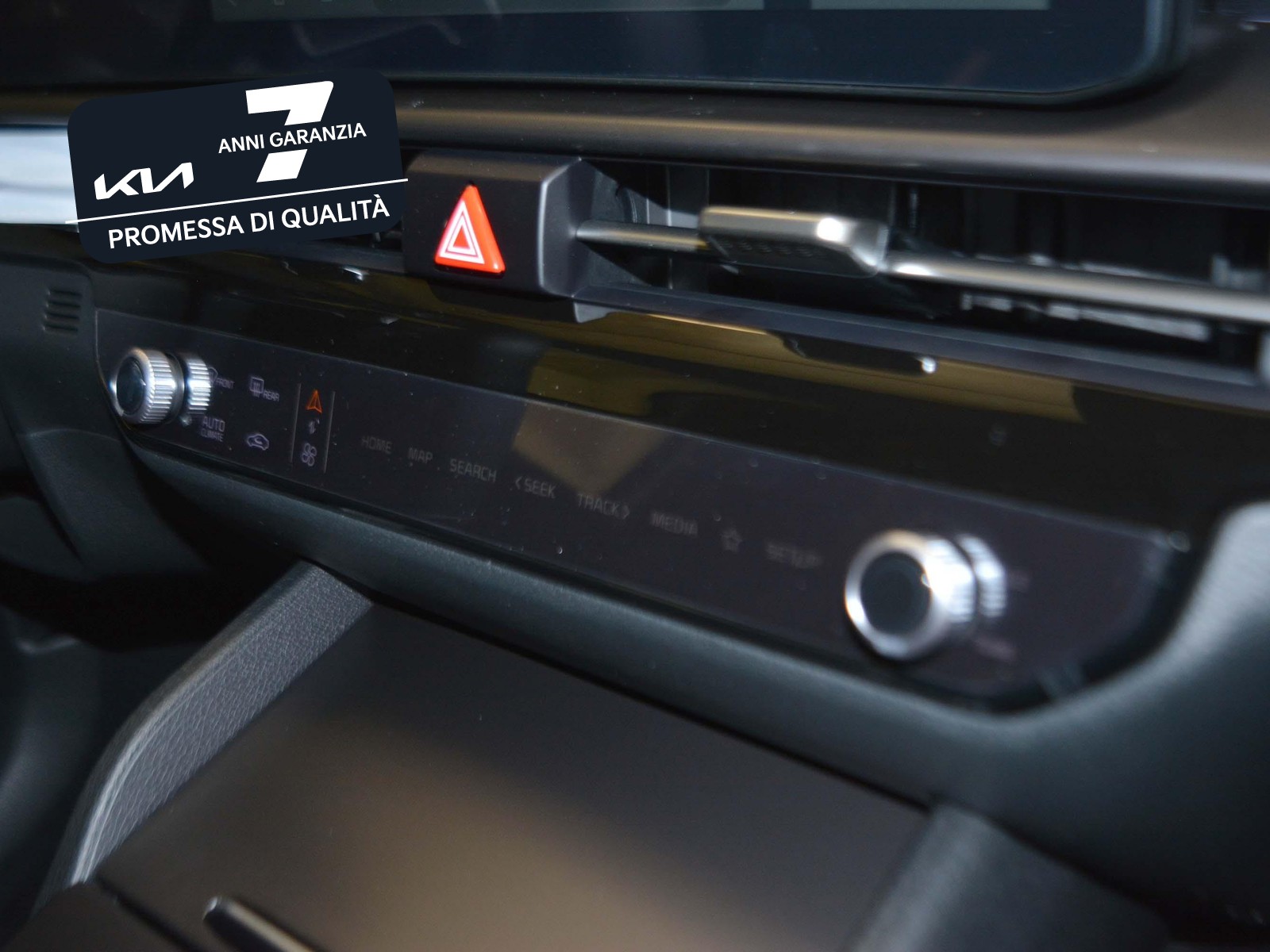 11 - Kia Sportage 1.6 t-gdi hev gt-line sunroof pack 2wd at6