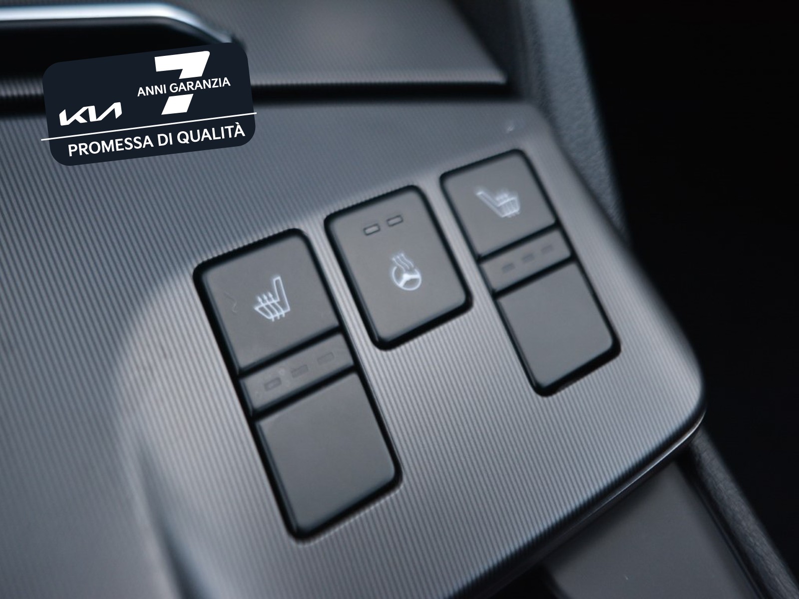 18 - Kia Sportage 1.6 t-gdi hev gt-line plus 2wd at6