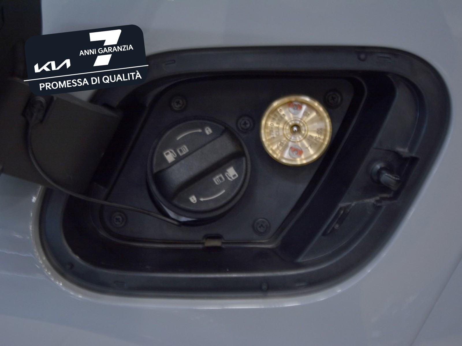 14 - Kia Sportage 1.6 t-gdi gpl business mt