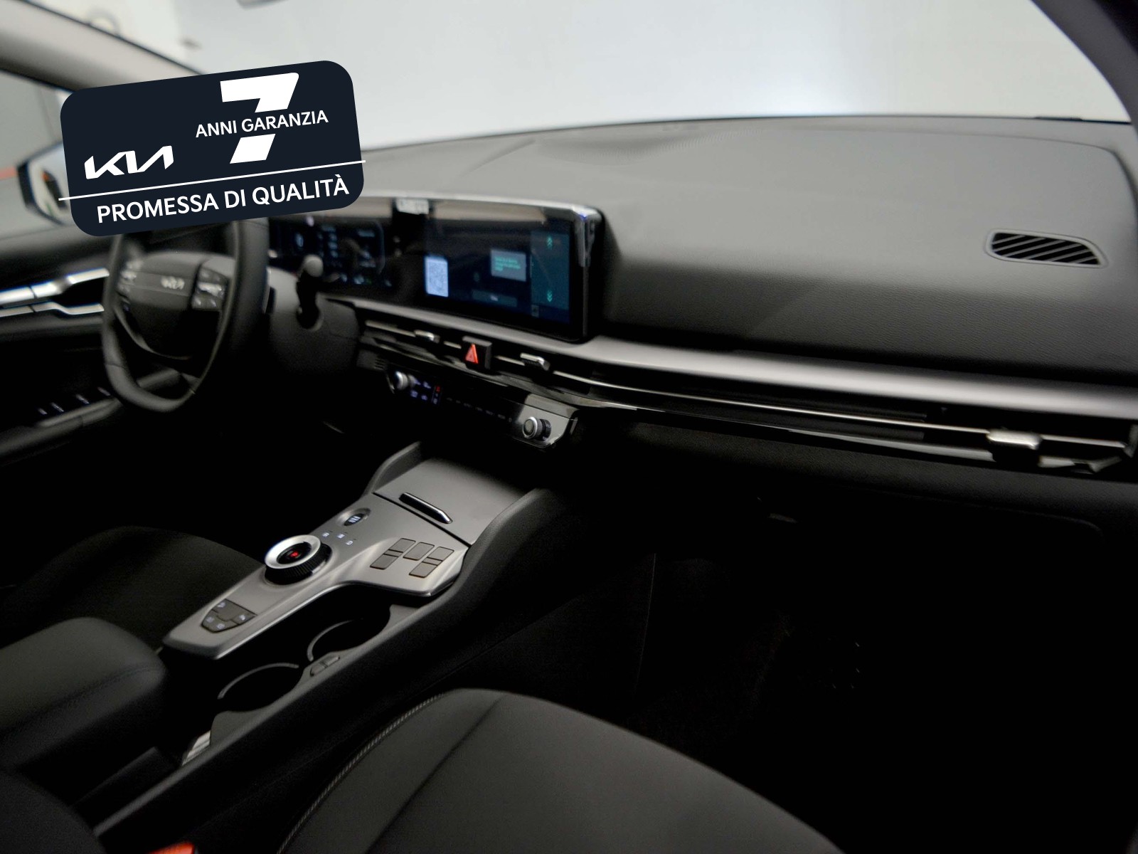 8 - Kia Sportage 1.6 t-gdi hev style 2wd at6