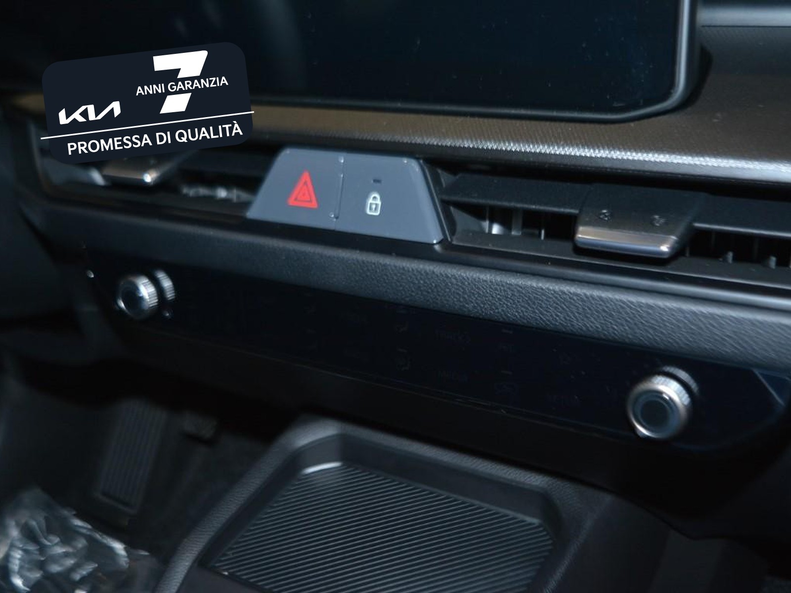 11 - Kia Stonic 1.0 t-gdi urban