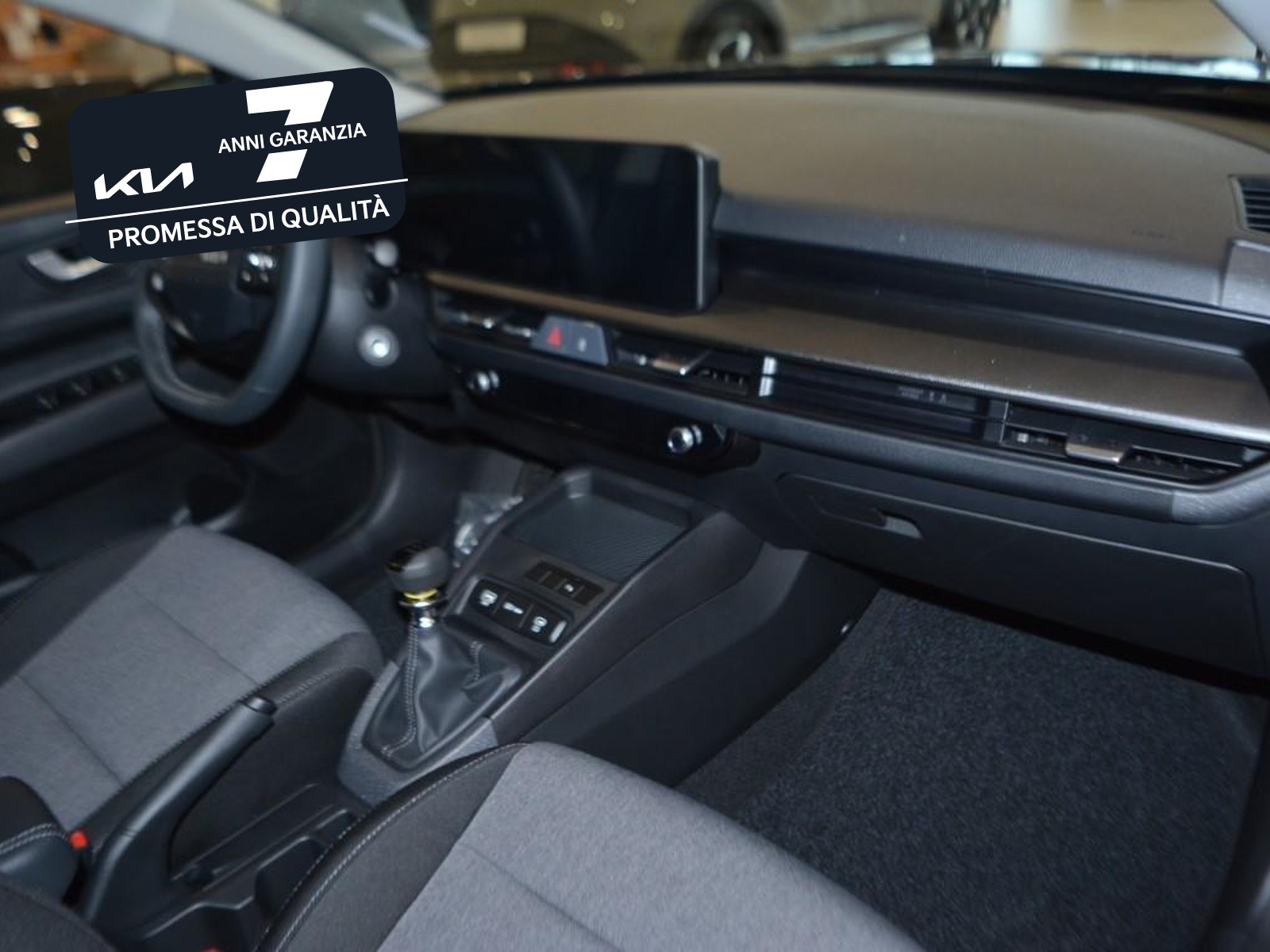 8 - Kia Stonic 1.0 t-gdi urban