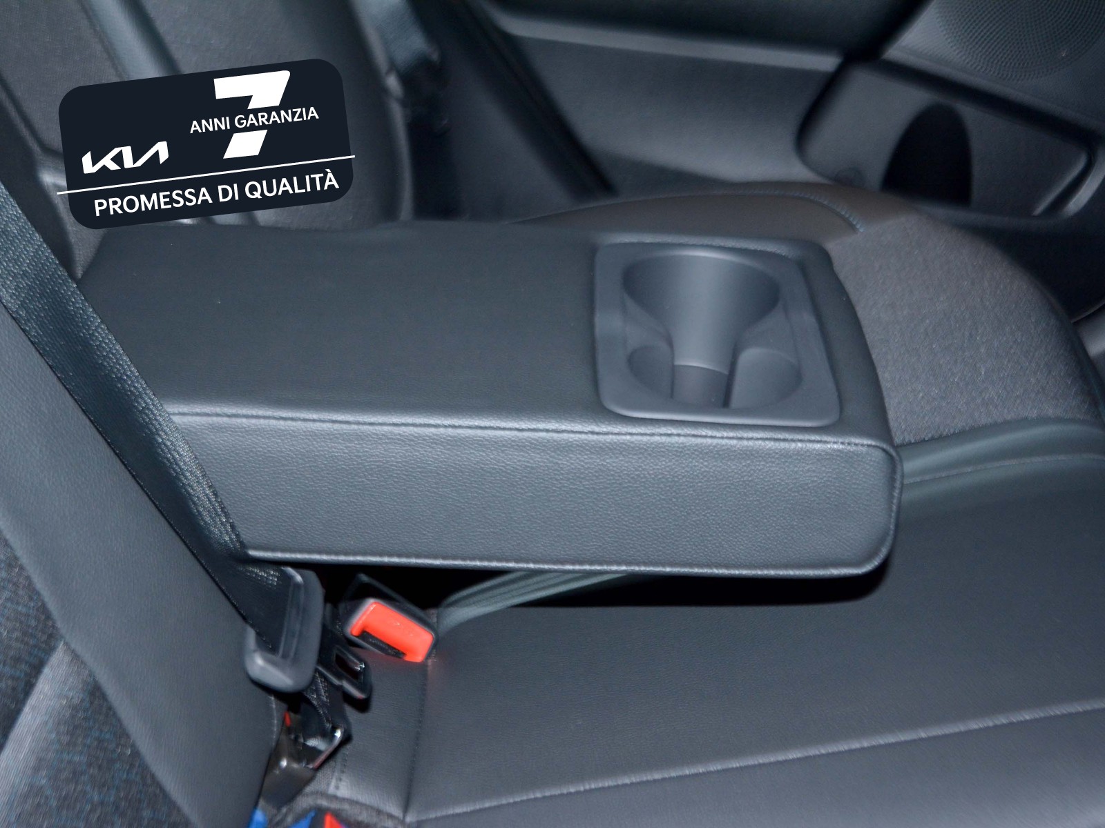 6 - Kia Xceed 1.0 t-gdi mhev 115cv business dct7