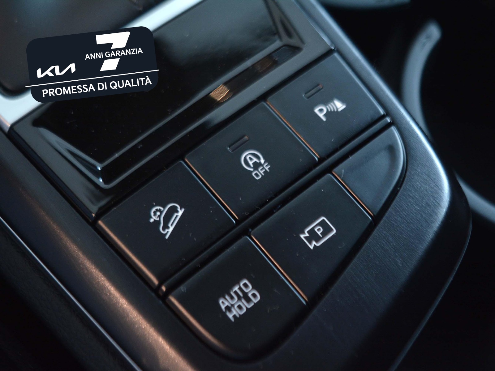 17 - Kia Sportage 1.6 crdi mhev business dct7