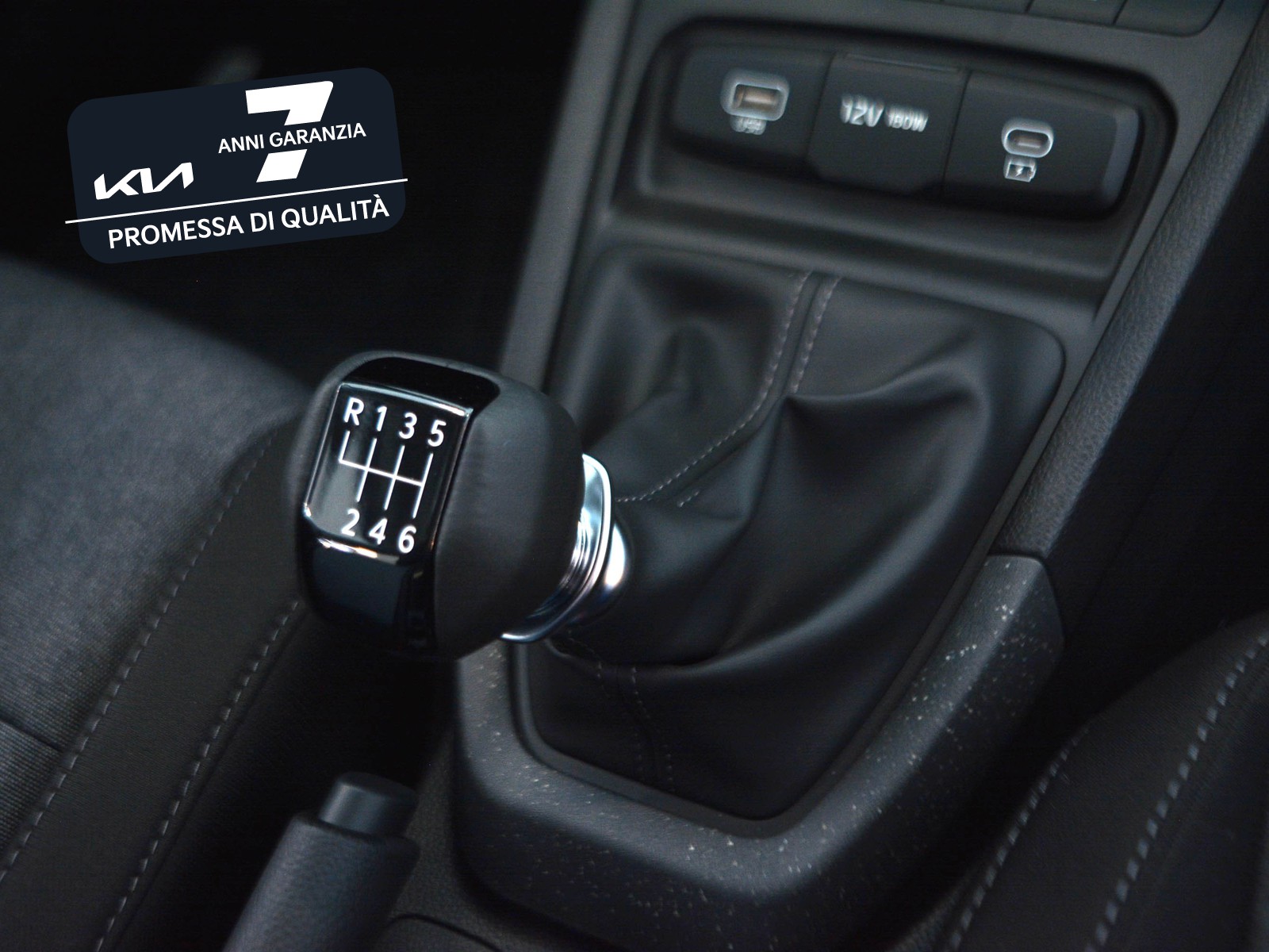 18 - Kia Stonic 1.0 t-gdi urban