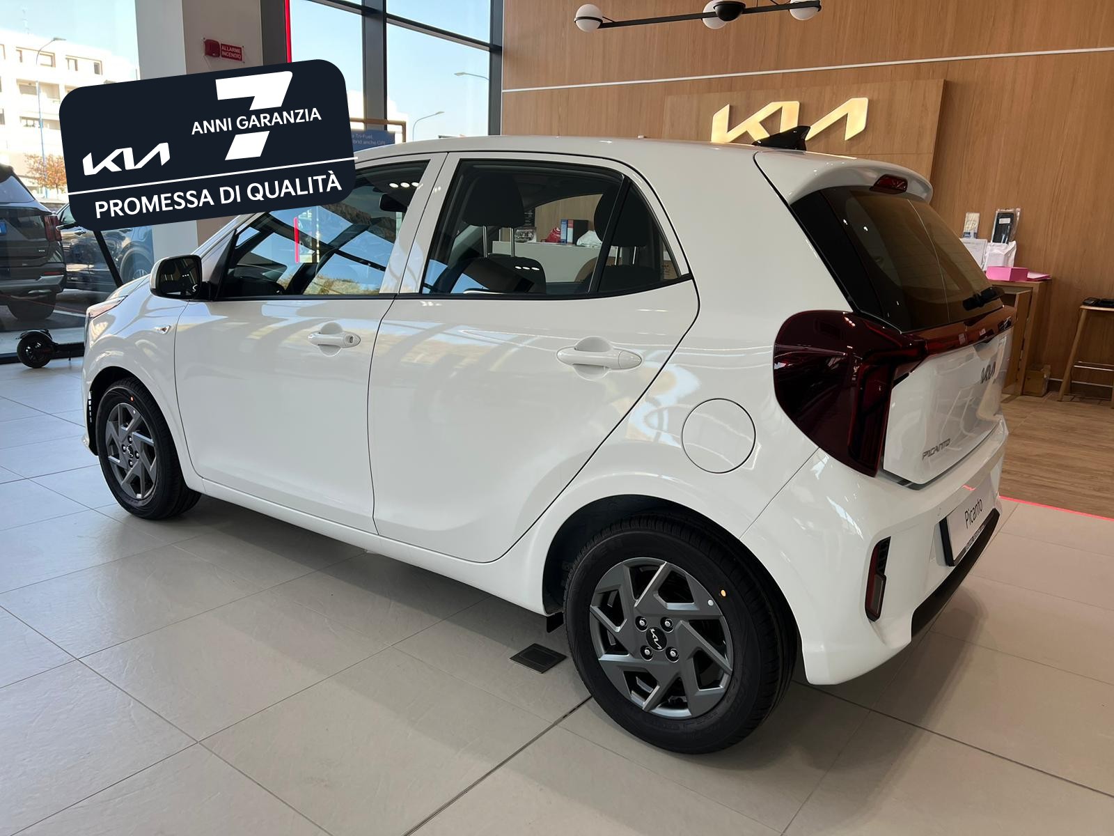 6 - Kia Picanto 1.0 gdi urban