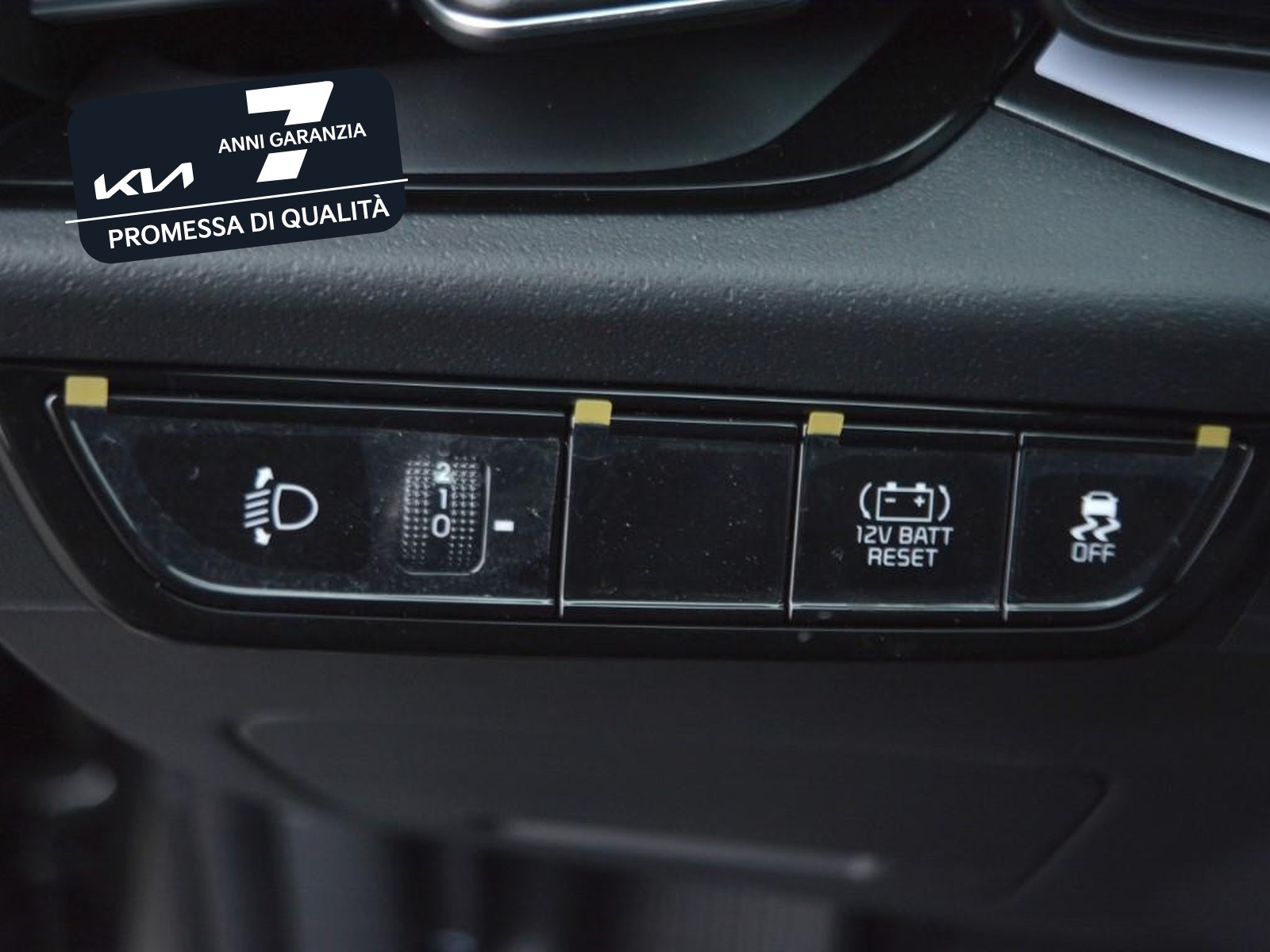 21 - Kia Niro 1.6 gdi hev tri-fuel 126cv style dct6