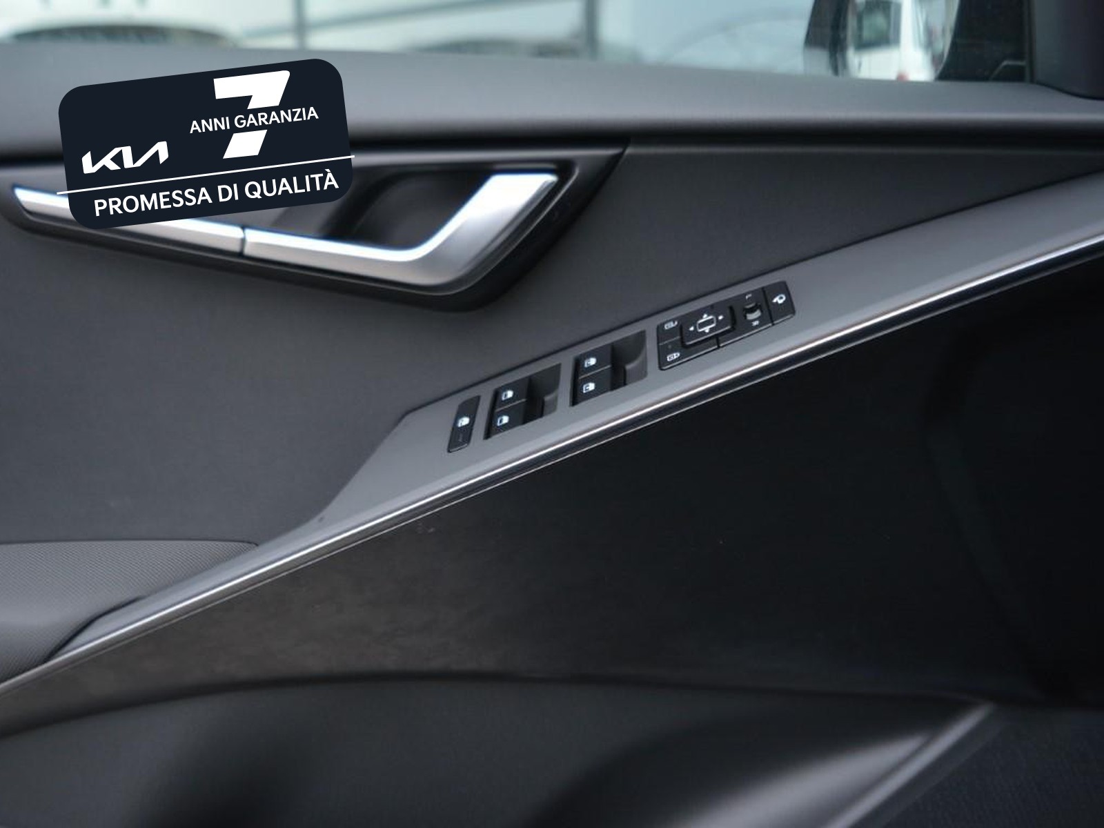 15 - Kia Niro 1.6 gdi hev tri-fuel 126cv style dct6