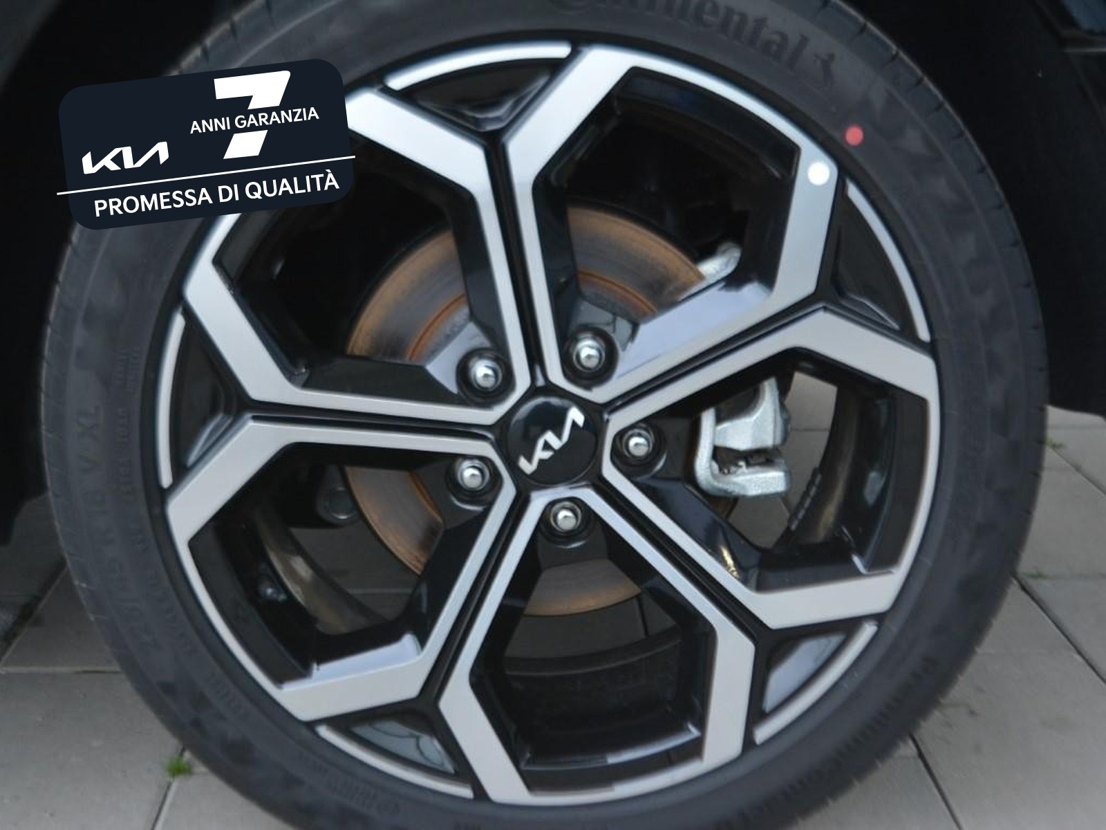 17 - Kia Niro 1.6 gdi hev tri-fuel 126cv style dct6