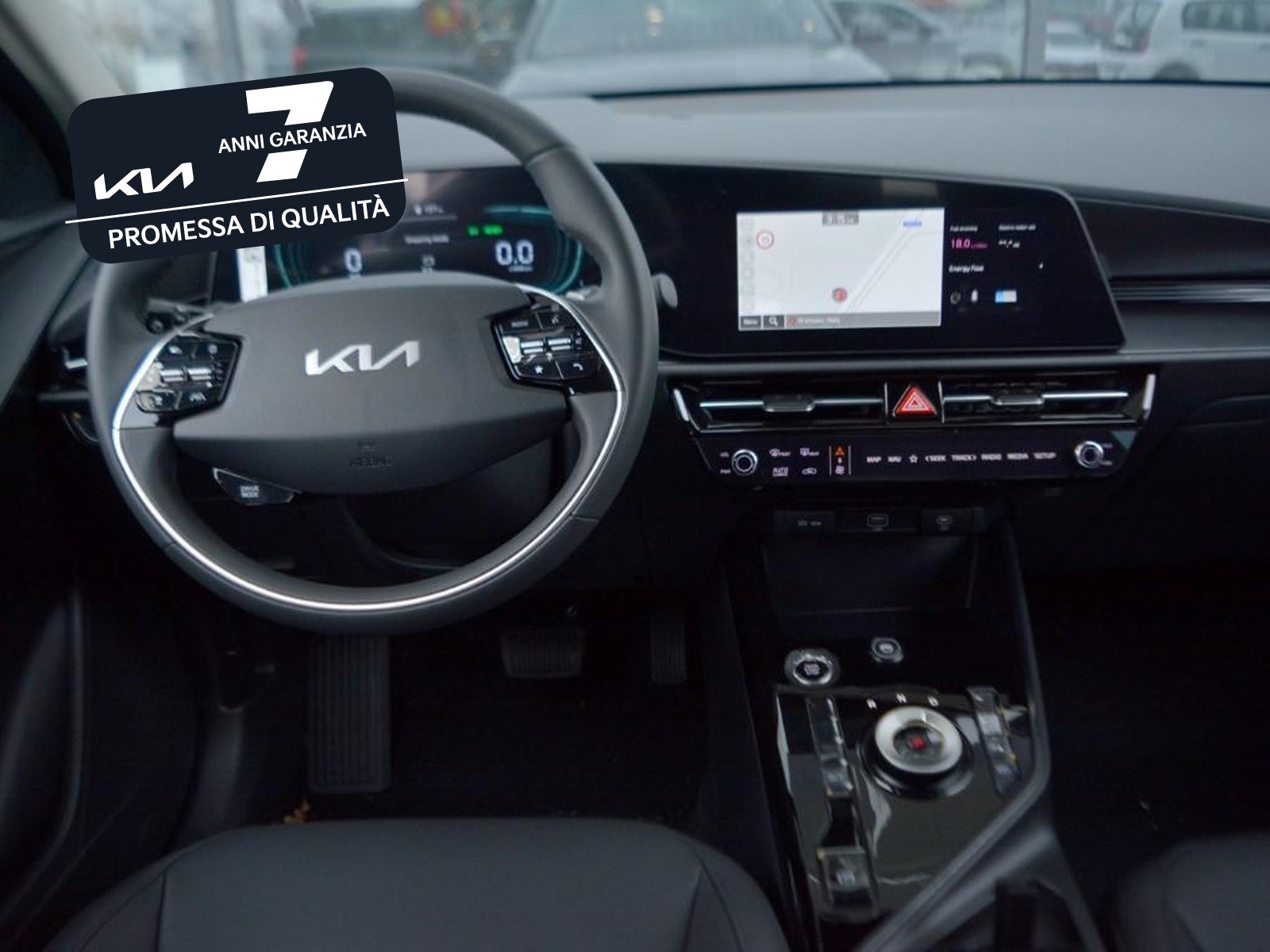 9 - Kia Niro 1.6 gdi hev tri-fuel 126cv style dct6