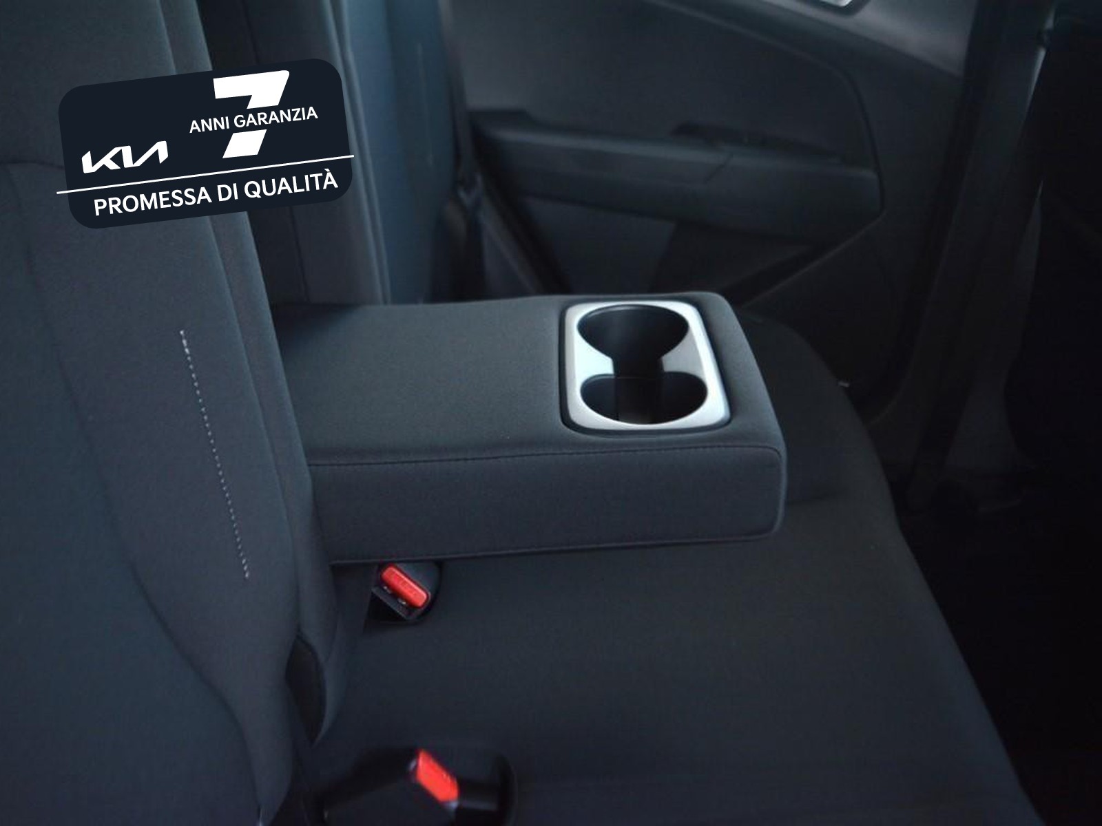 6 - Kia Sportage 1.6 crdi mhev business dct7