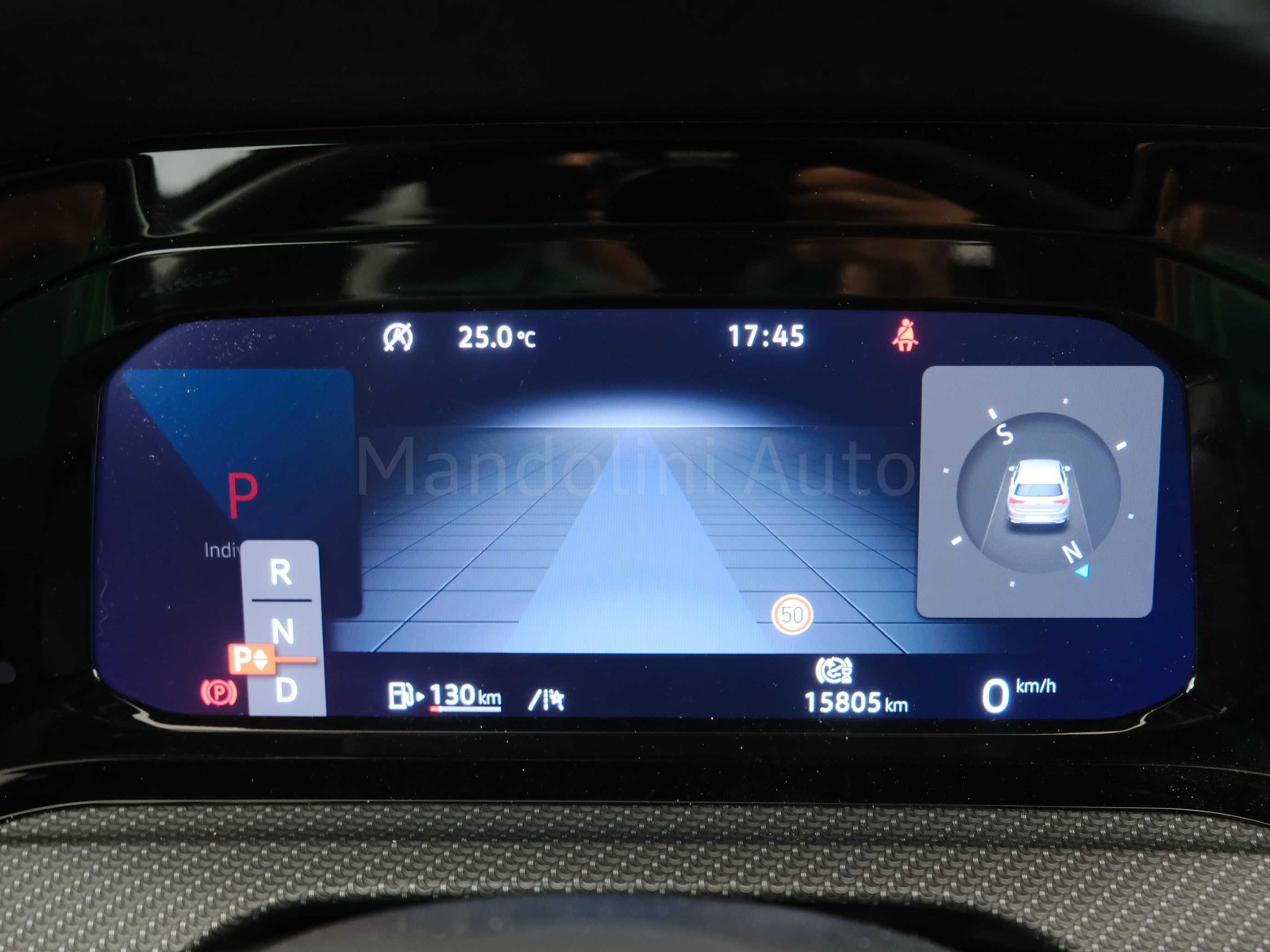 16 - Volkswagen Golf 2.0 tdi scr 150cv r-line dsg