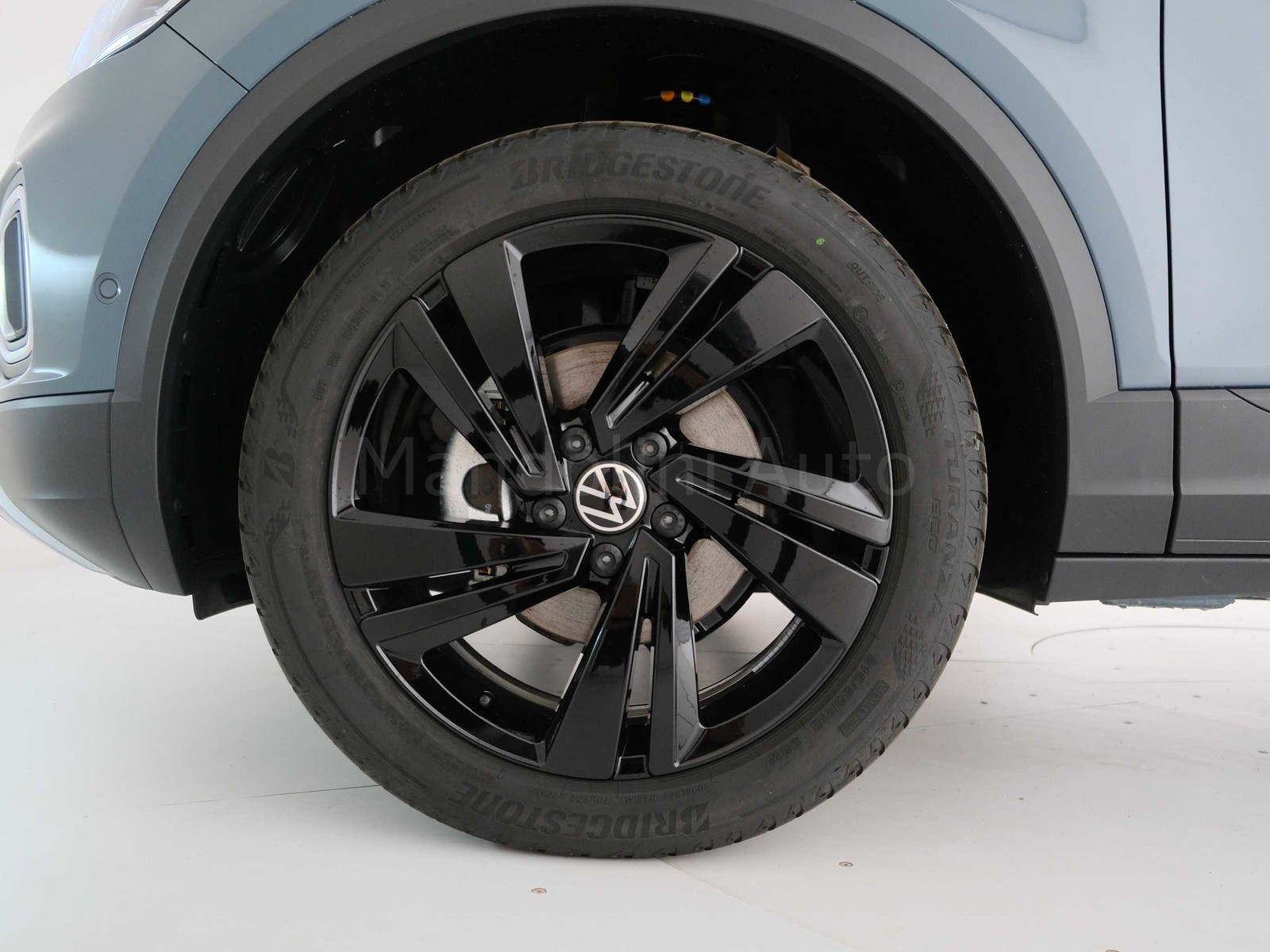 11 - Volkswagen T-Roc 1.0 tsi 115cv sport
