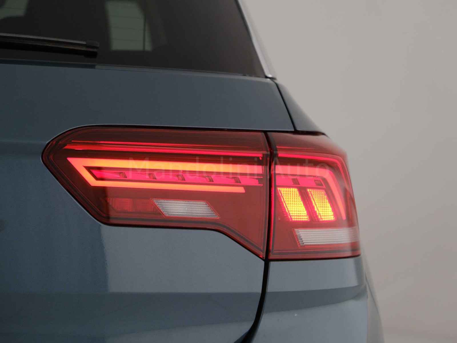 42 - Volkswagen T-Roc 1.0 tsi 115cv sport