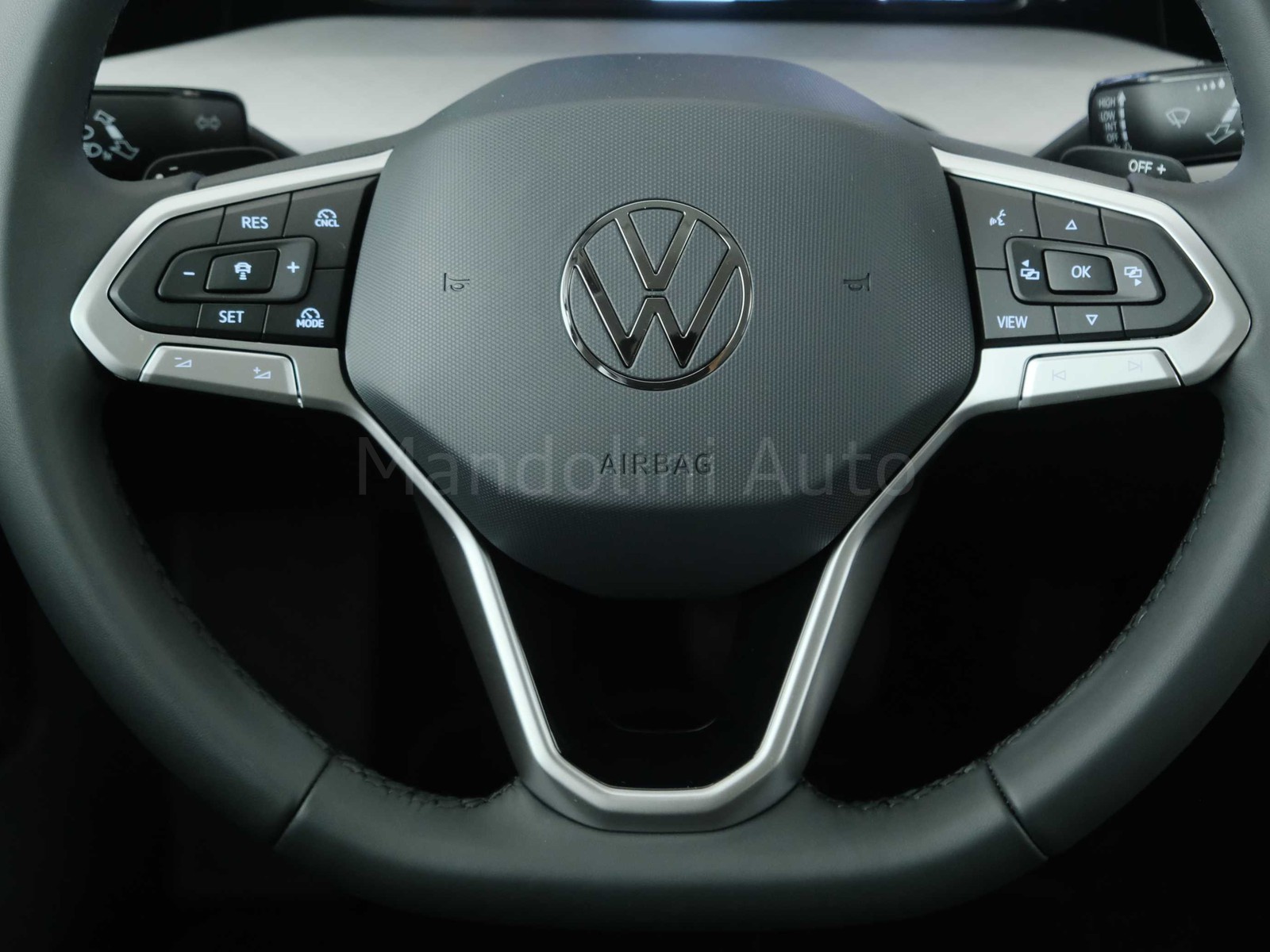 15 - Volkswagen Golf 1.5 tsi ehybrid 204cv edition plus dsg